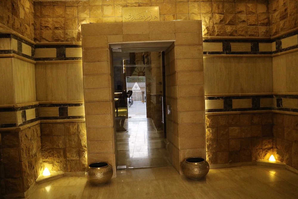 Sahara Pyramids Inn
