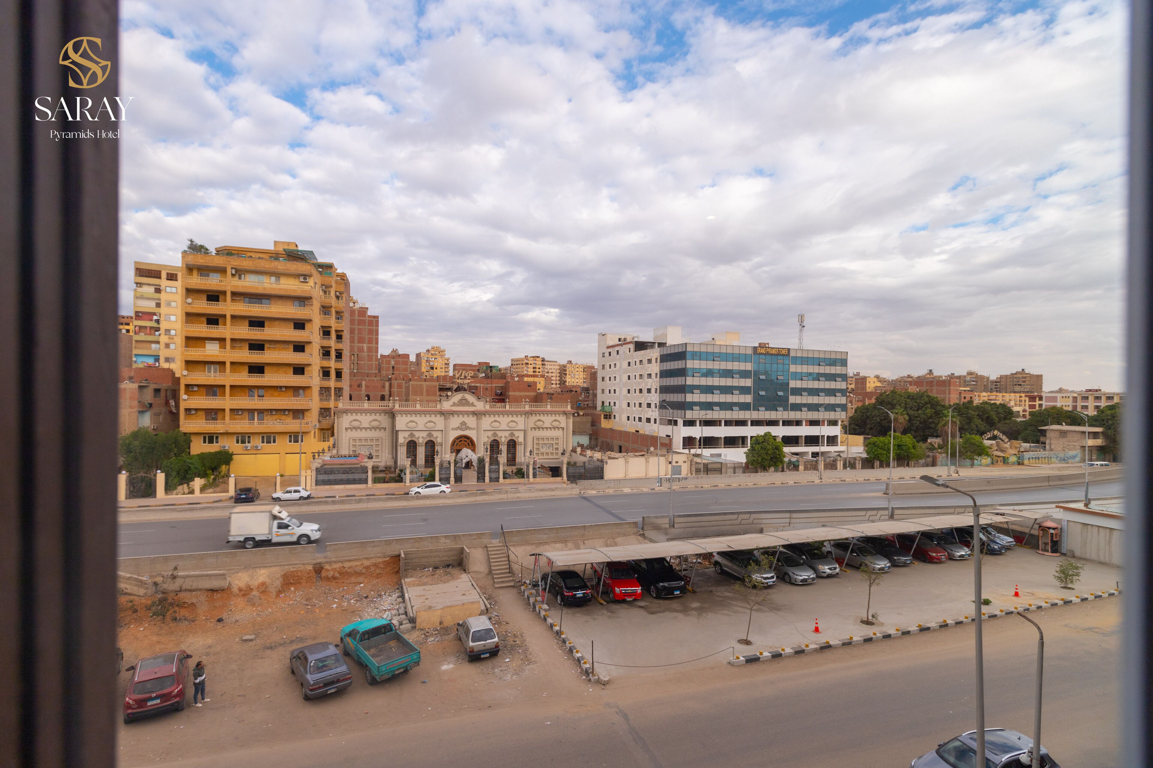 Saray Pyramids & Museum View Hotel
