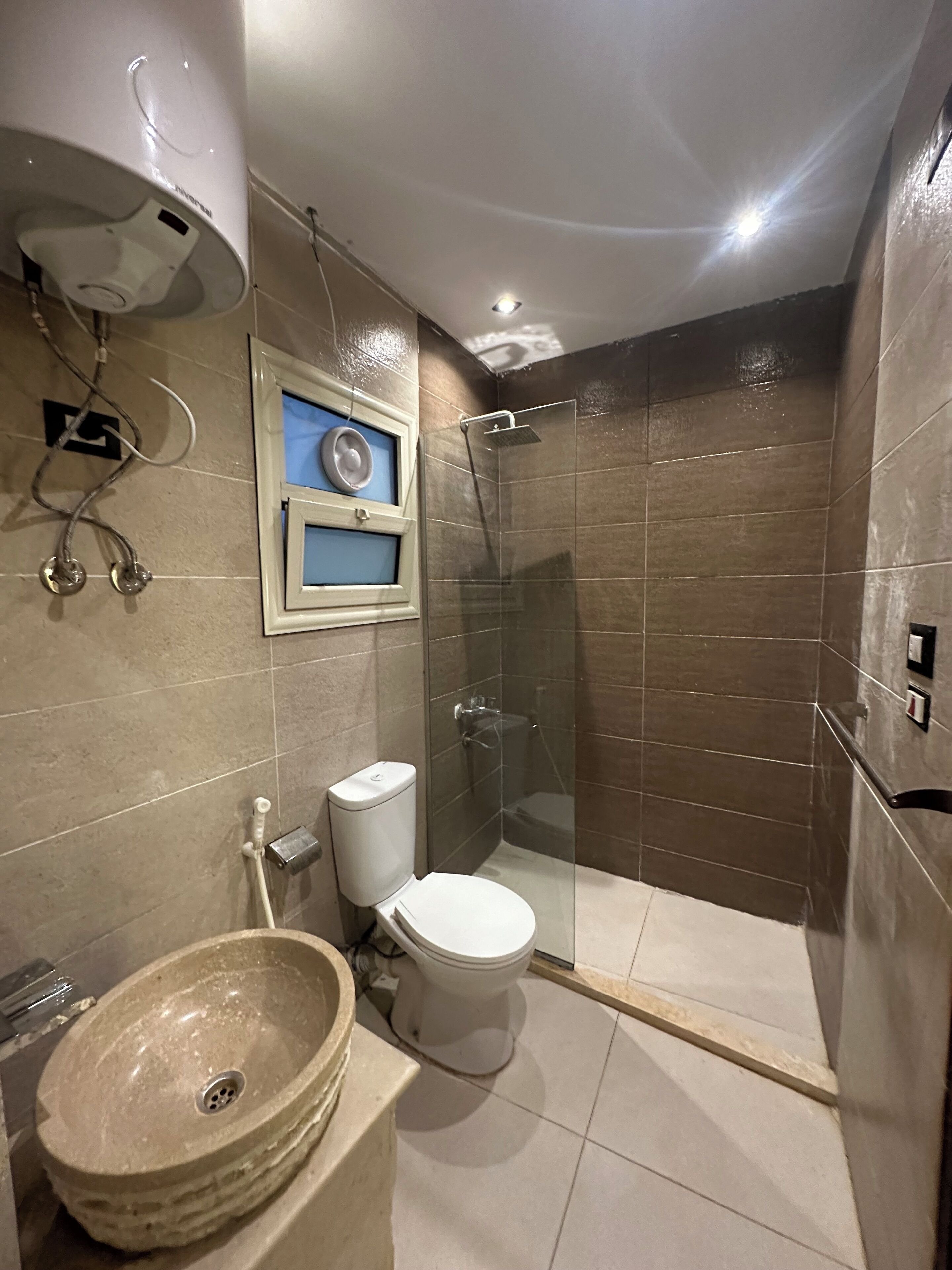 Taj Pyramids View Inn