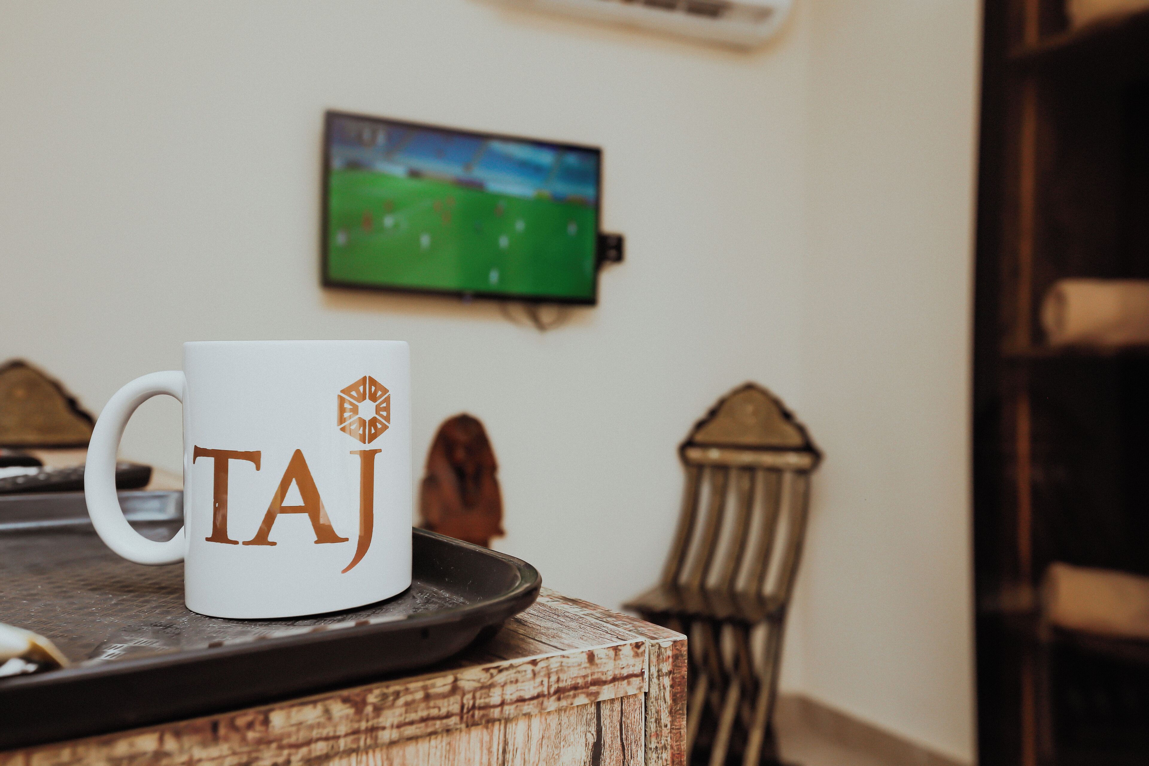 Taj Pyramids View Inn