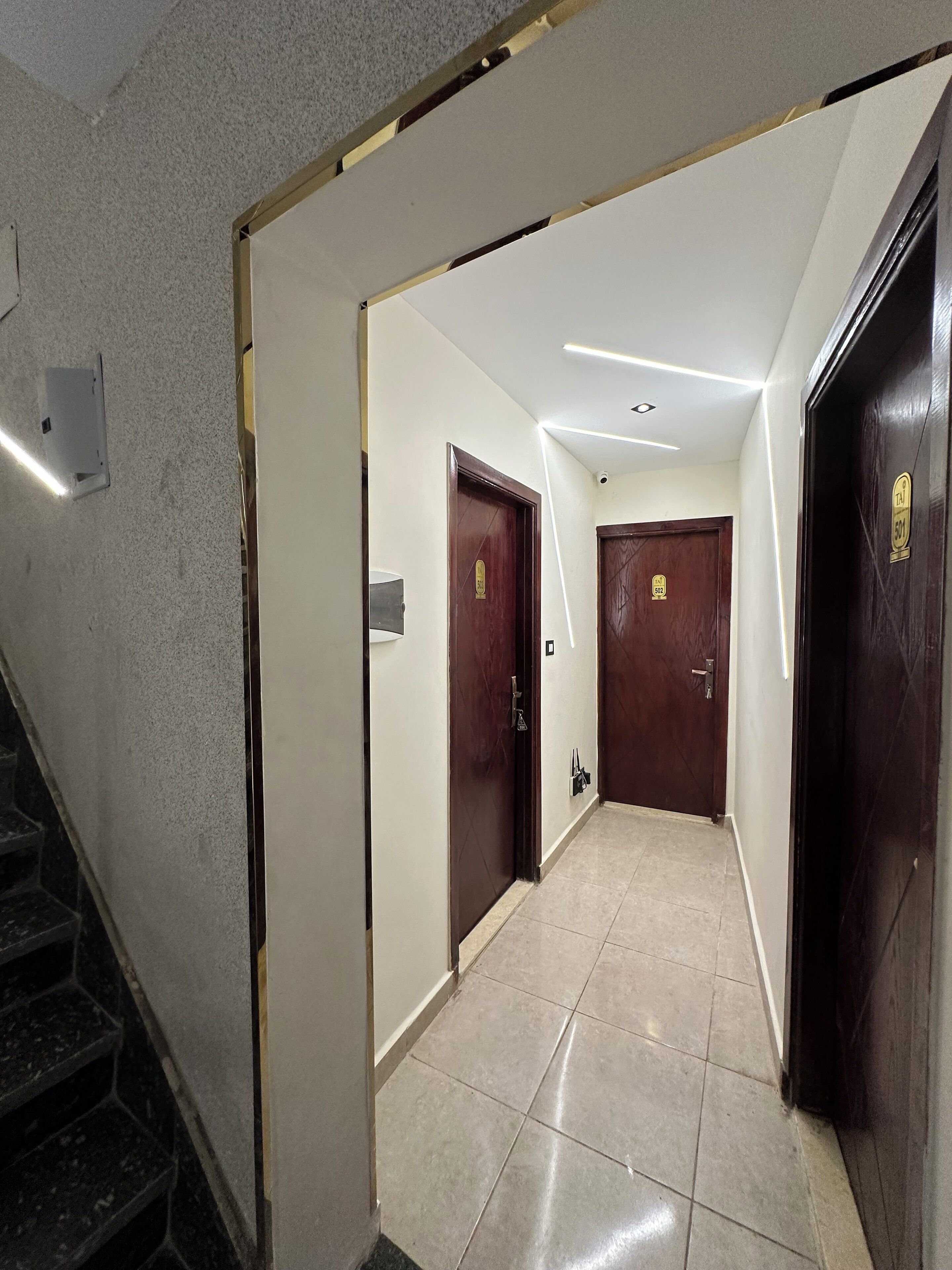 Taj Pyramids View Inn