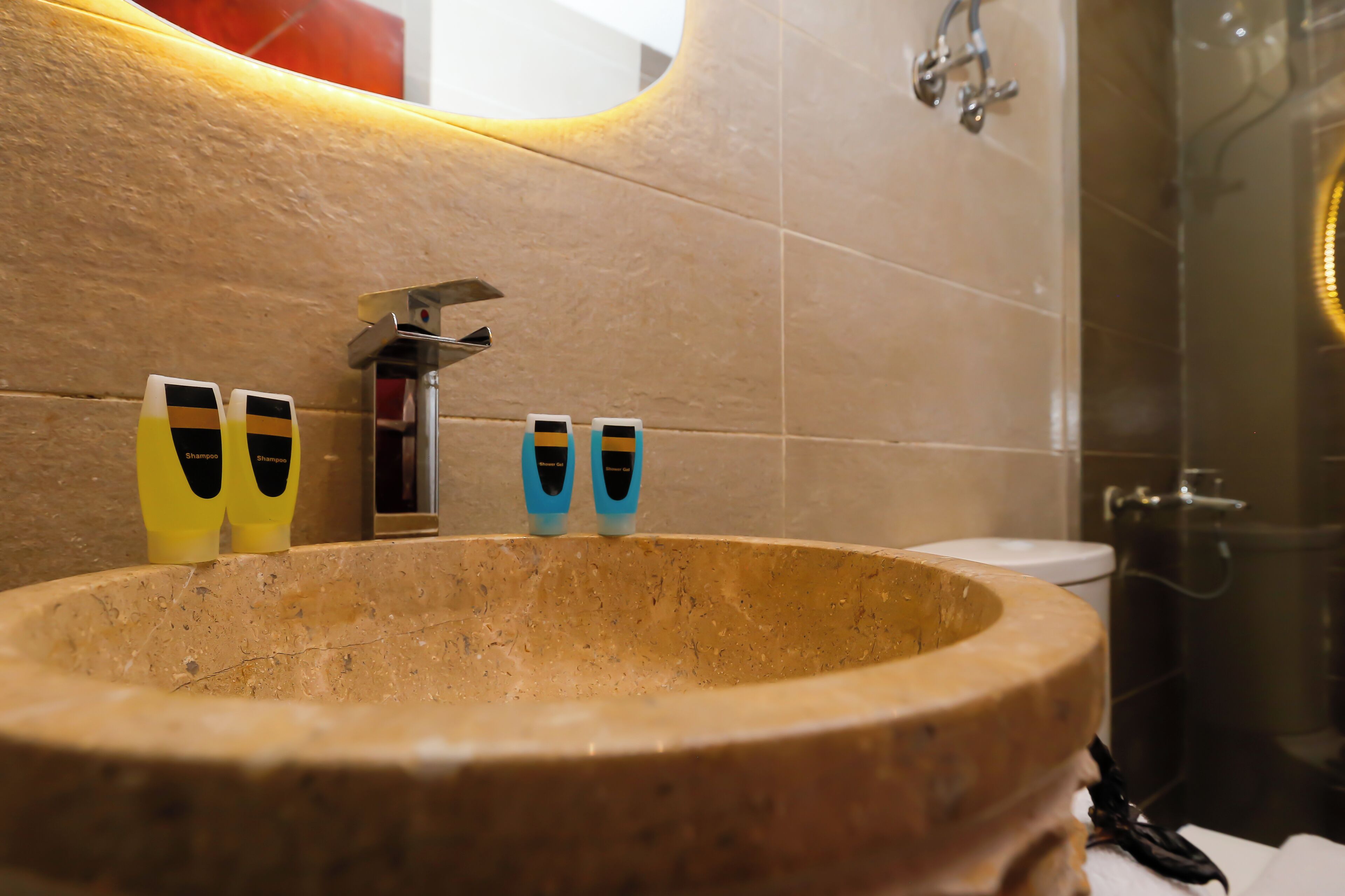 Taj Pyramids View Inn