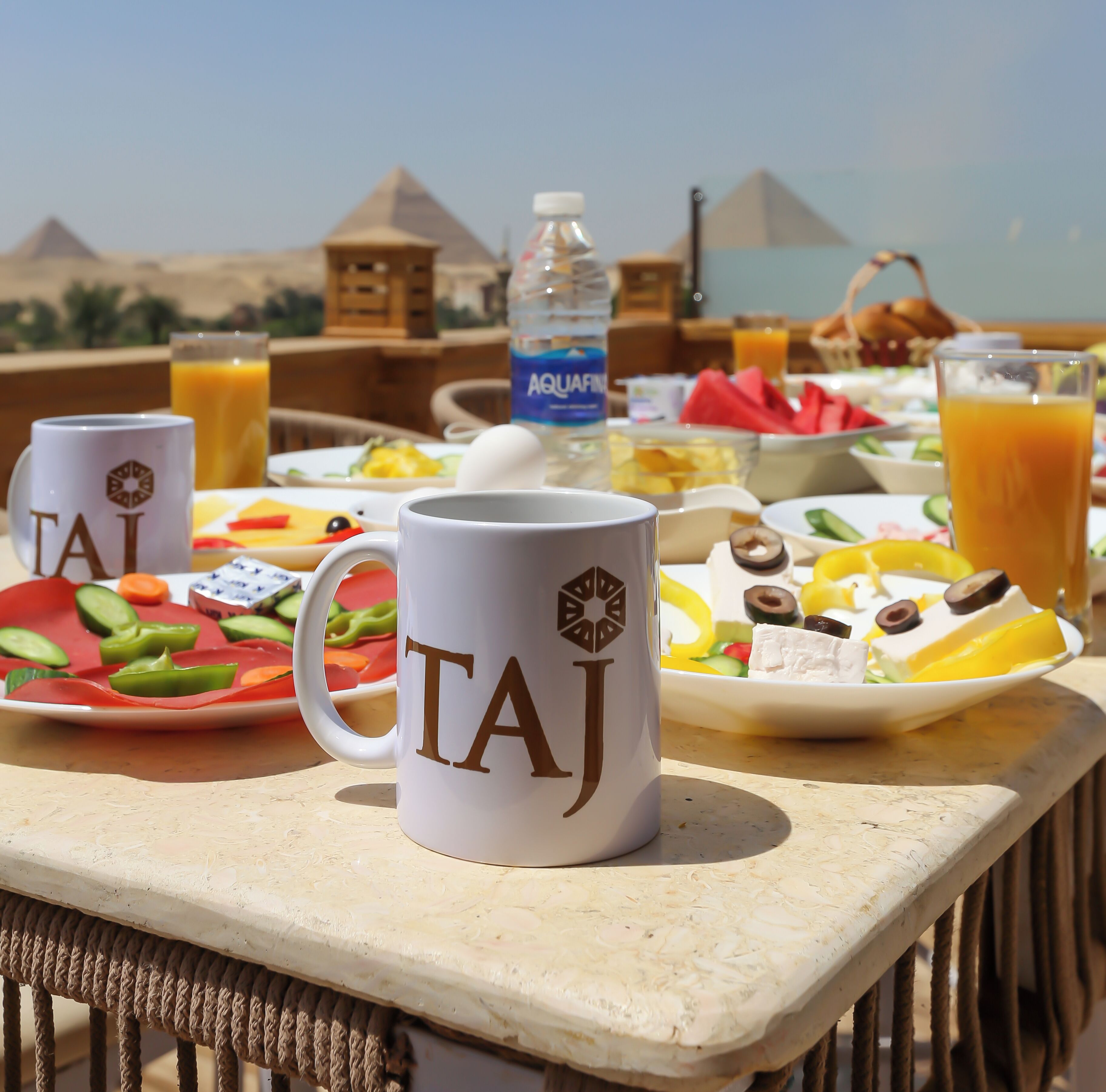 Taj Pyramids View Inn