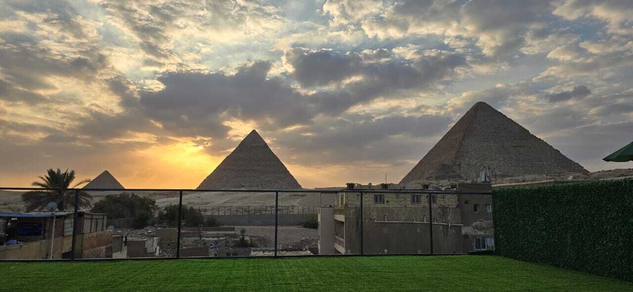 The Heaven Pyramids