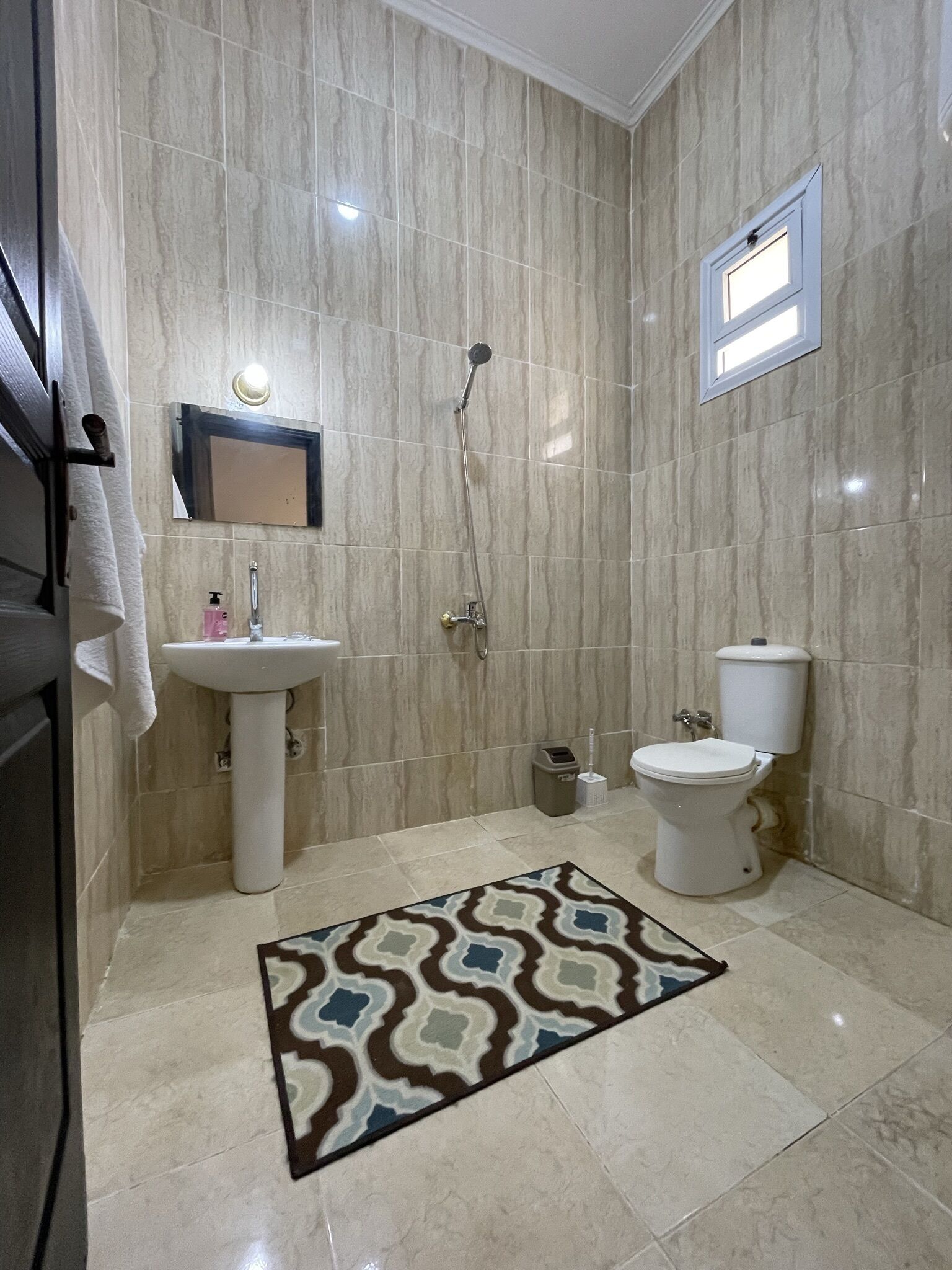 La Casa Guest House