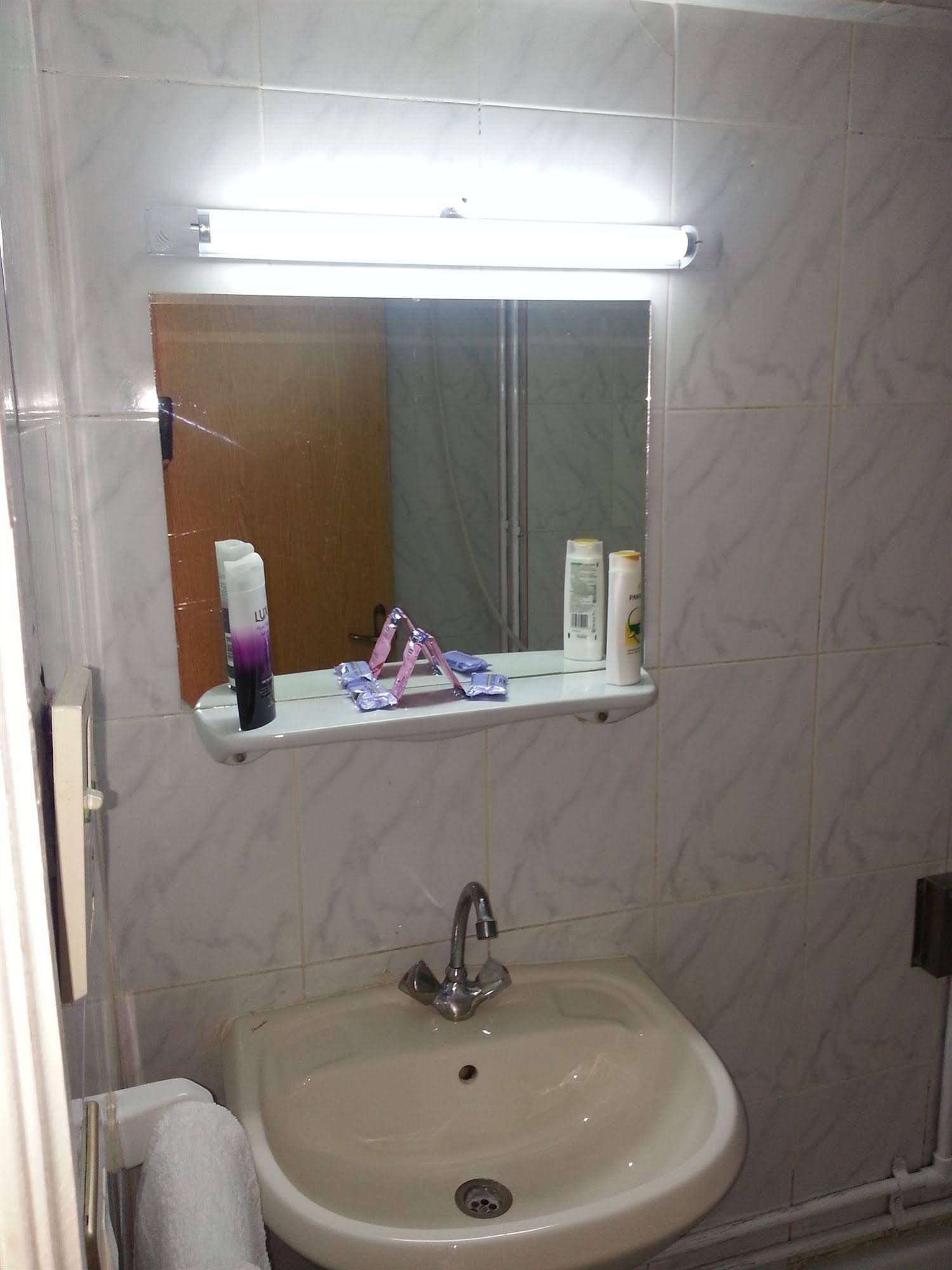 Royal Crown Alexandria Hotel