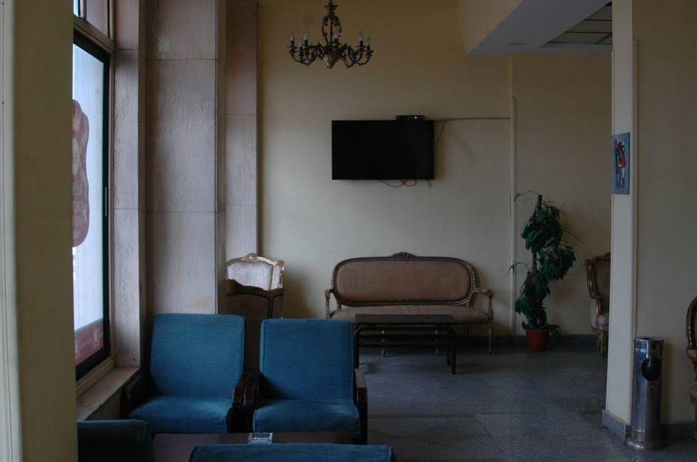 Royal Crown Alexandria Hotel