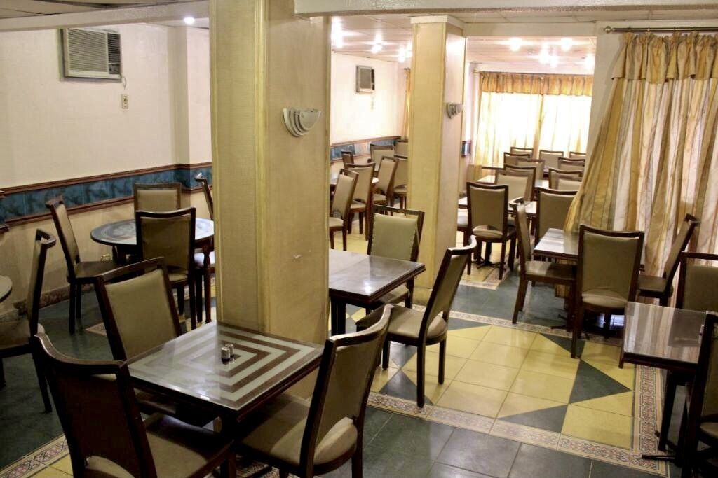Sea Star Hotel