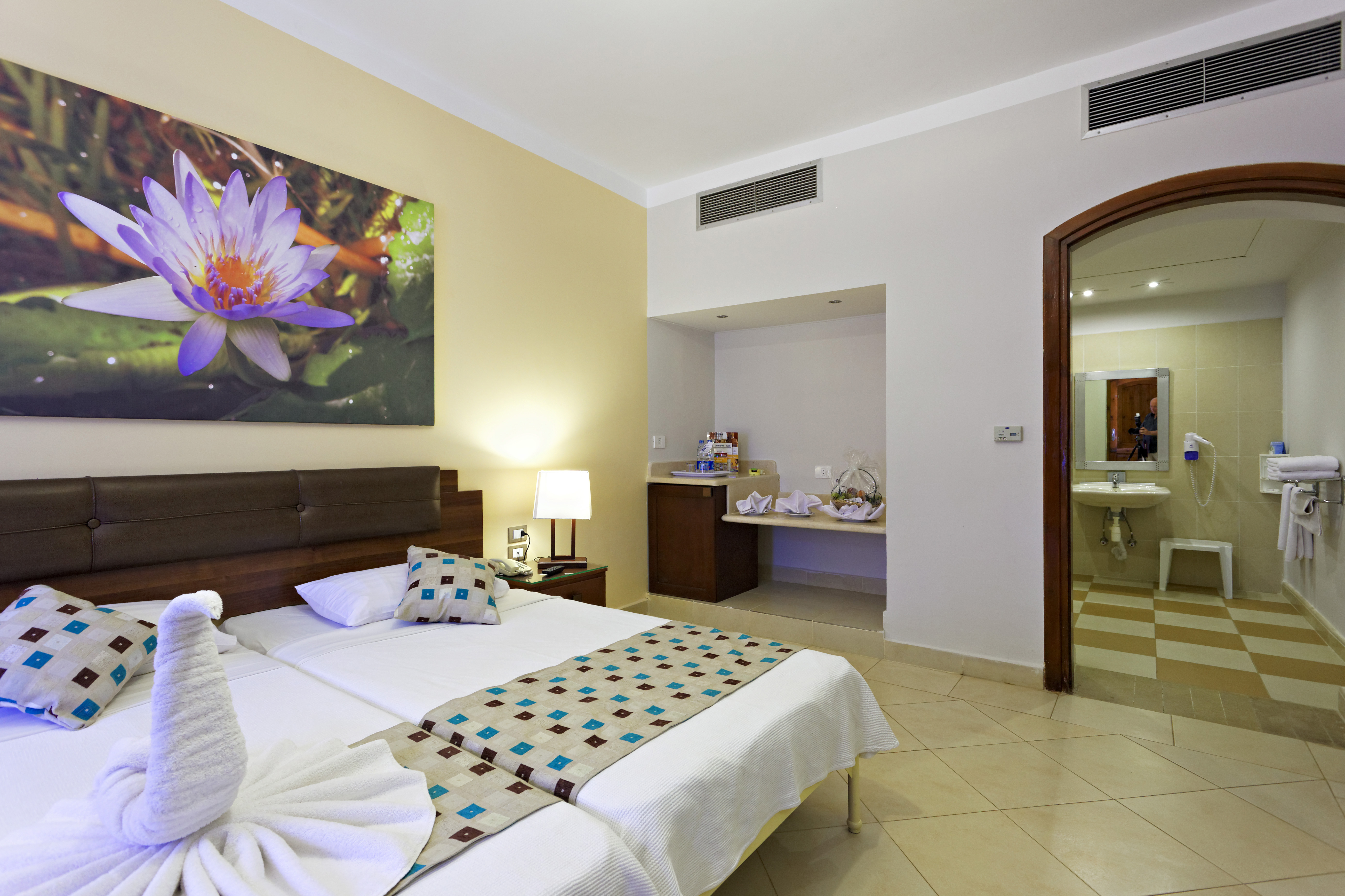 Rihana Resort, Sunset Building