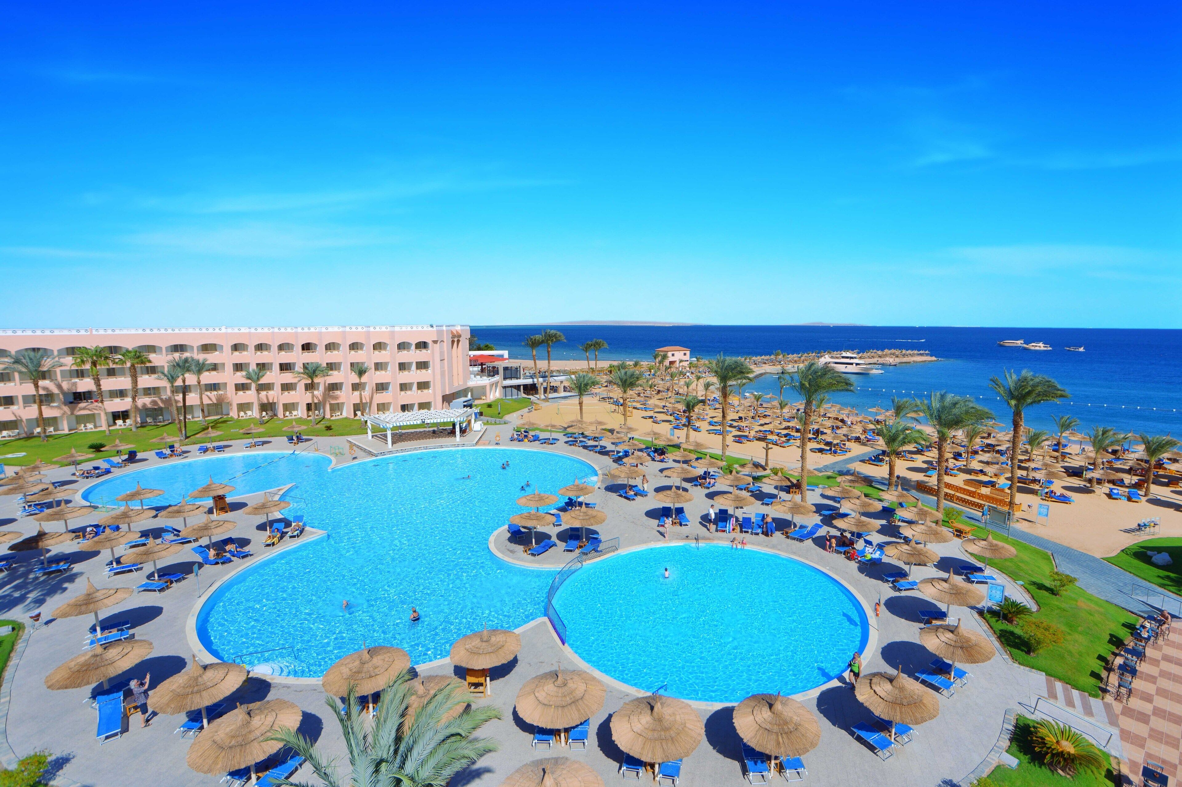 Beach Albatros Resort