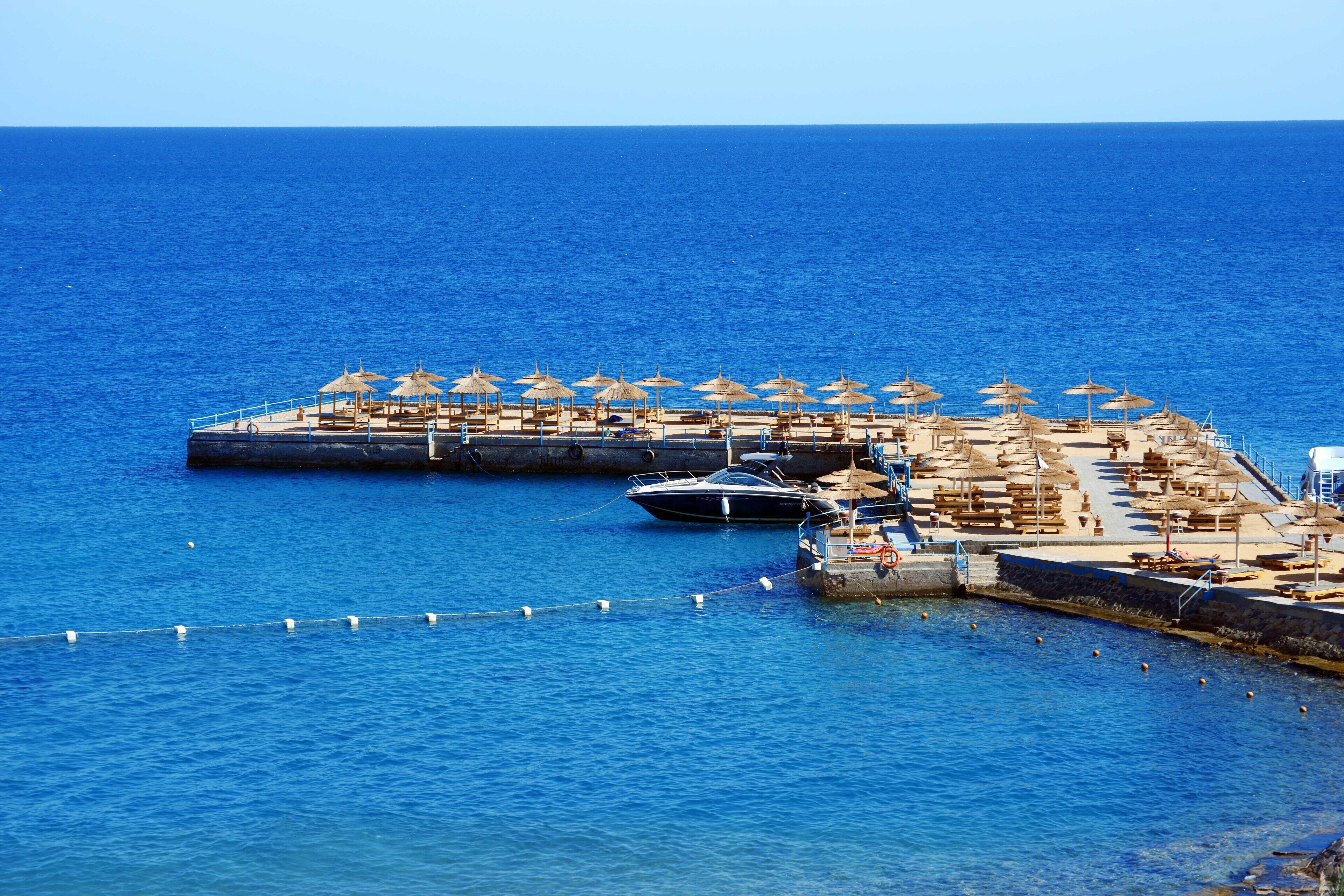 Beach Albatros Resort