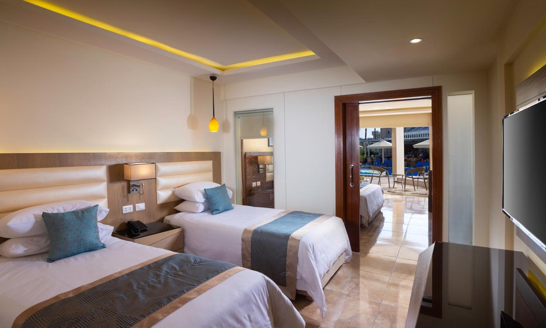 Beach Albatros Resort