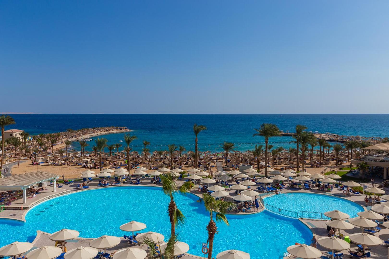 Beach Albatros Resort