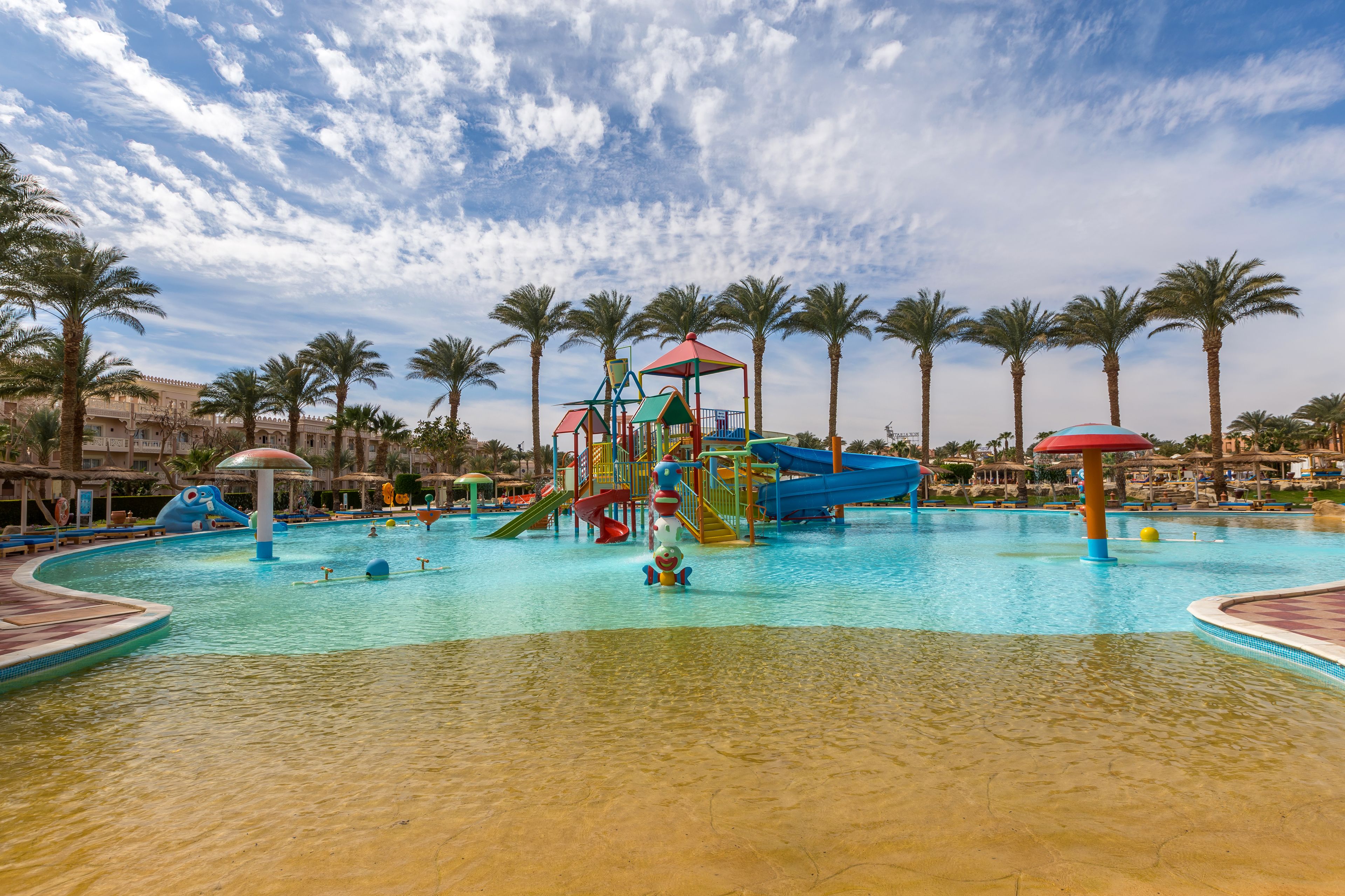 Beach Albatros Resort