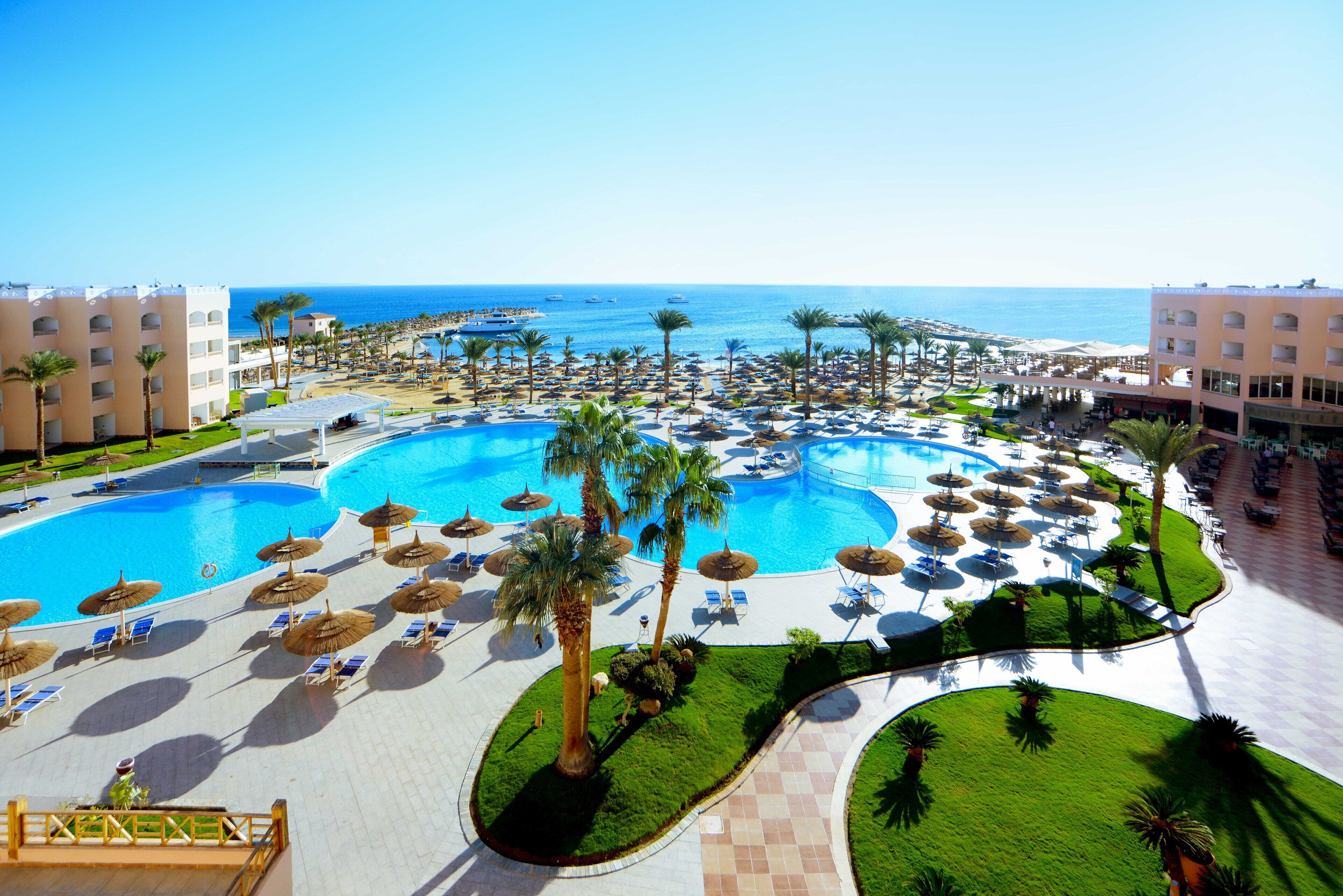Beach Albatros Resort