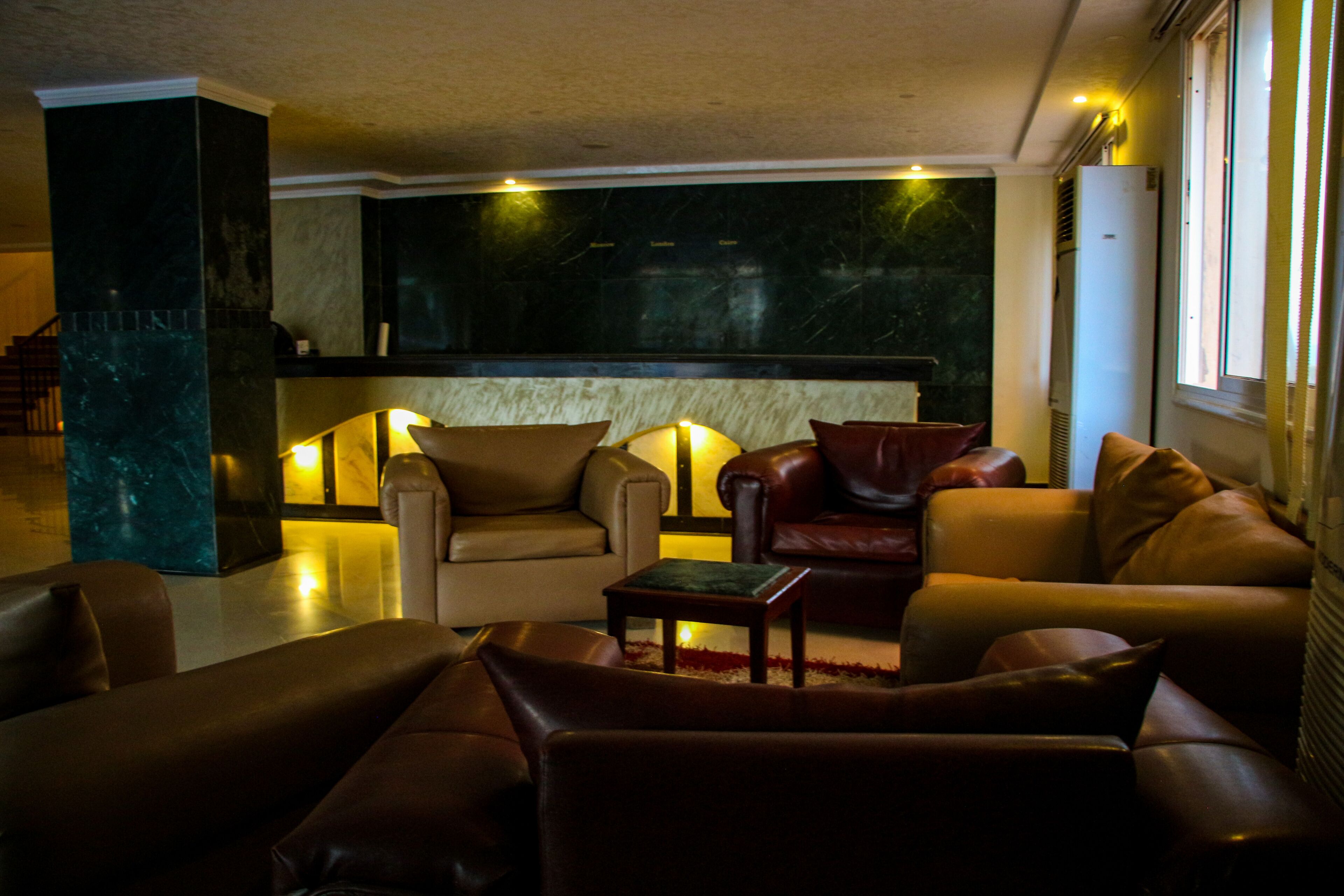 Boulevard Apartment Hotel