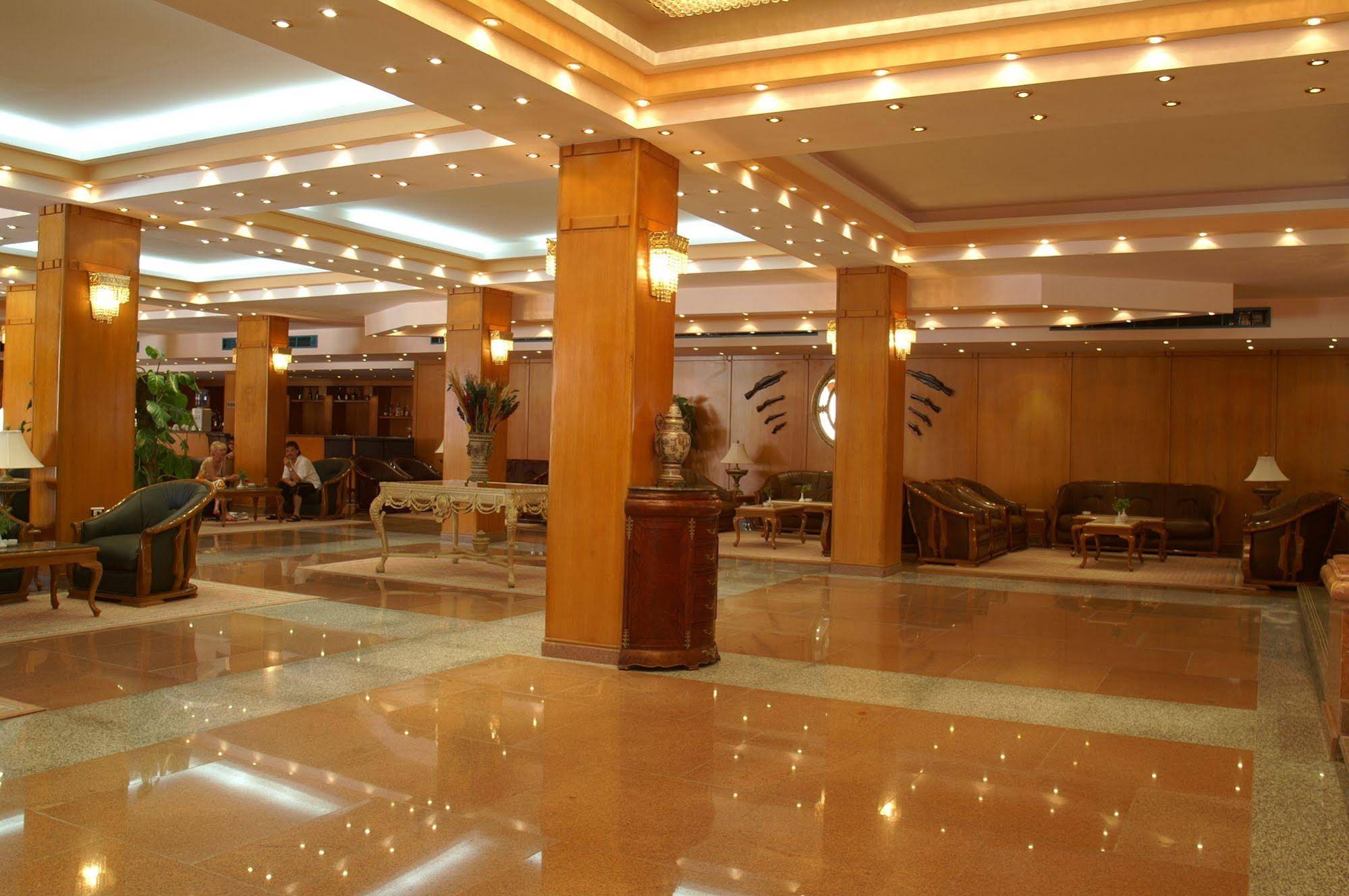 Blend Club Aqua Resort