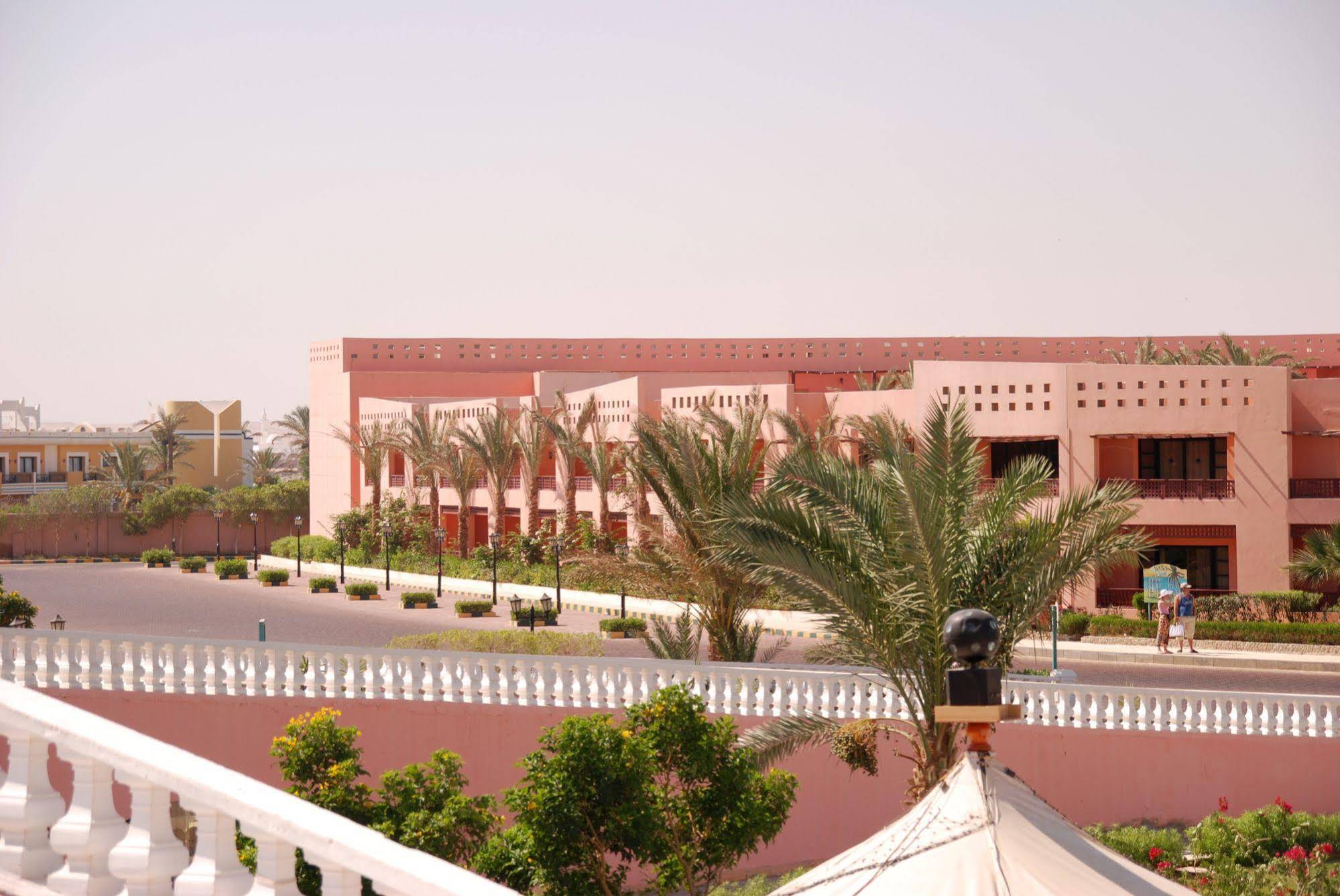 Blend Club Aqua Resort