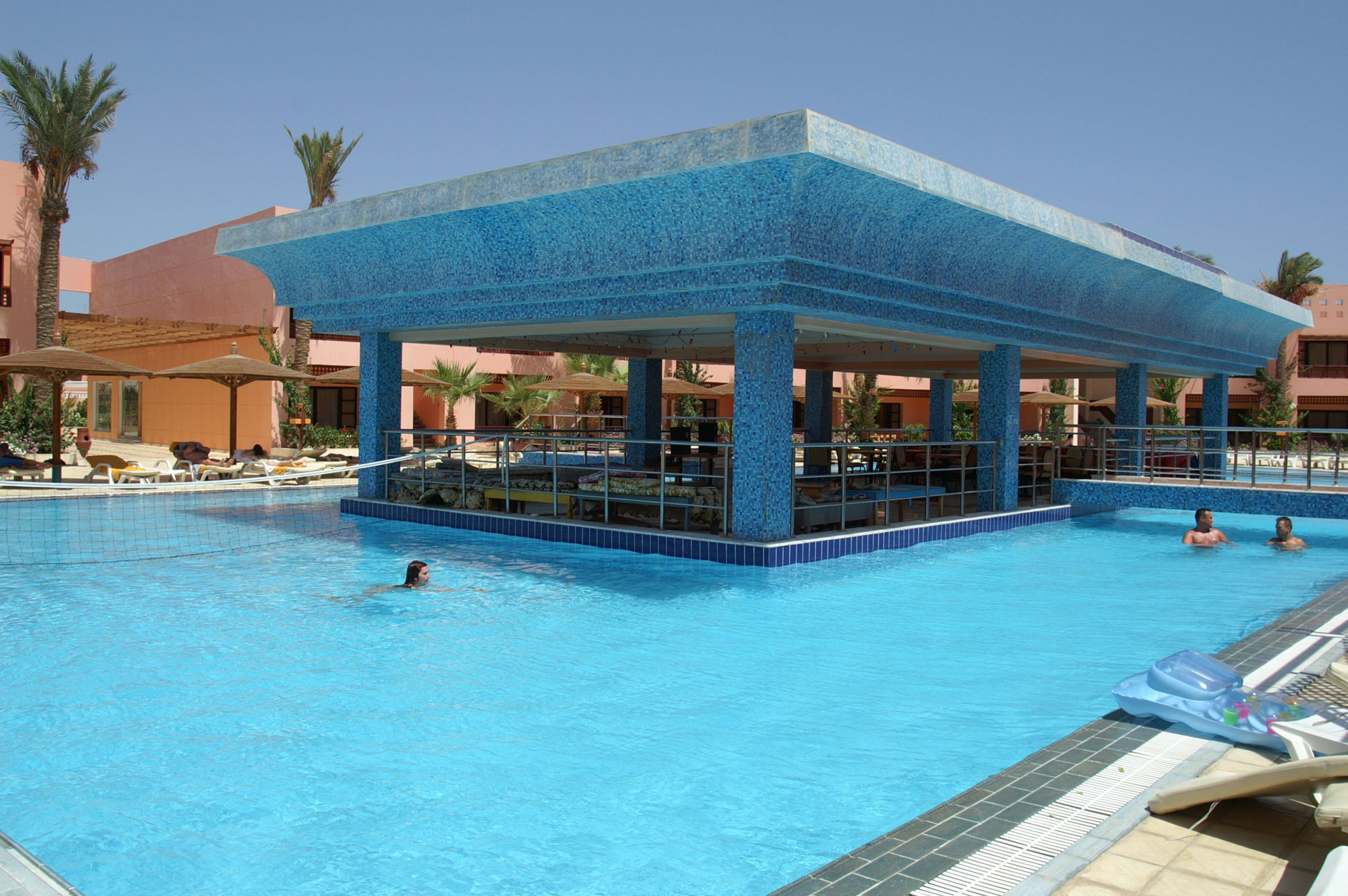 Blend Club Aqua Resort