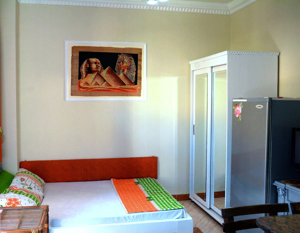 Green Garden Apartment