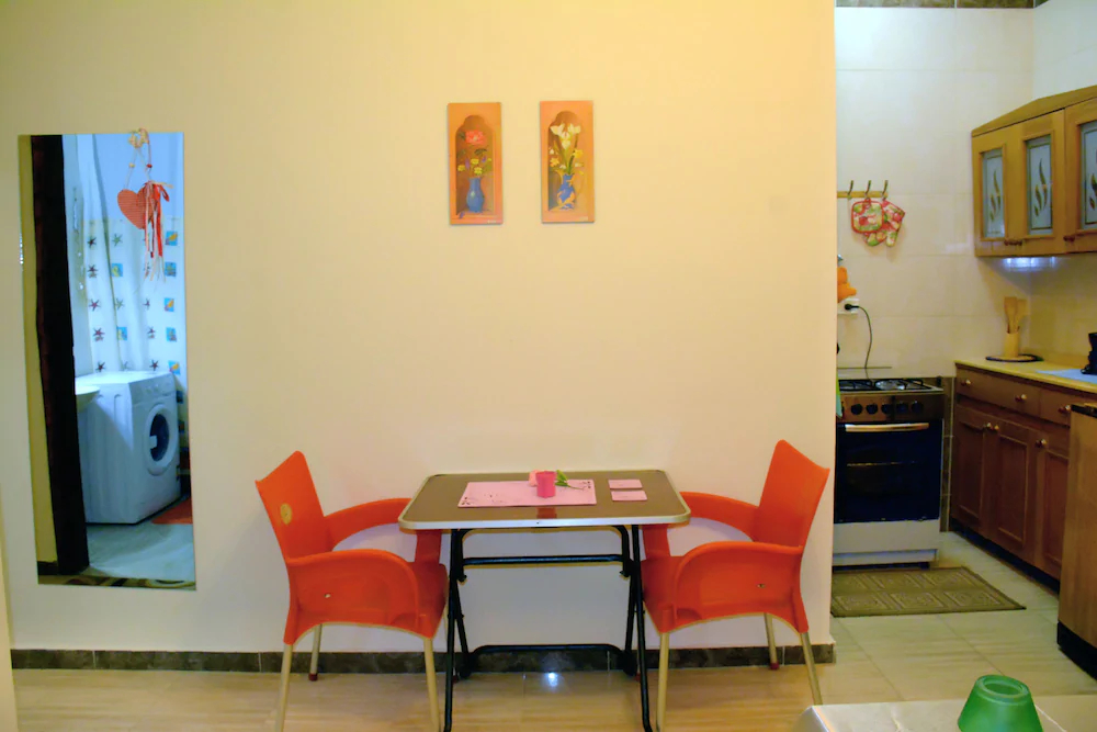 Green Garden Apartment
