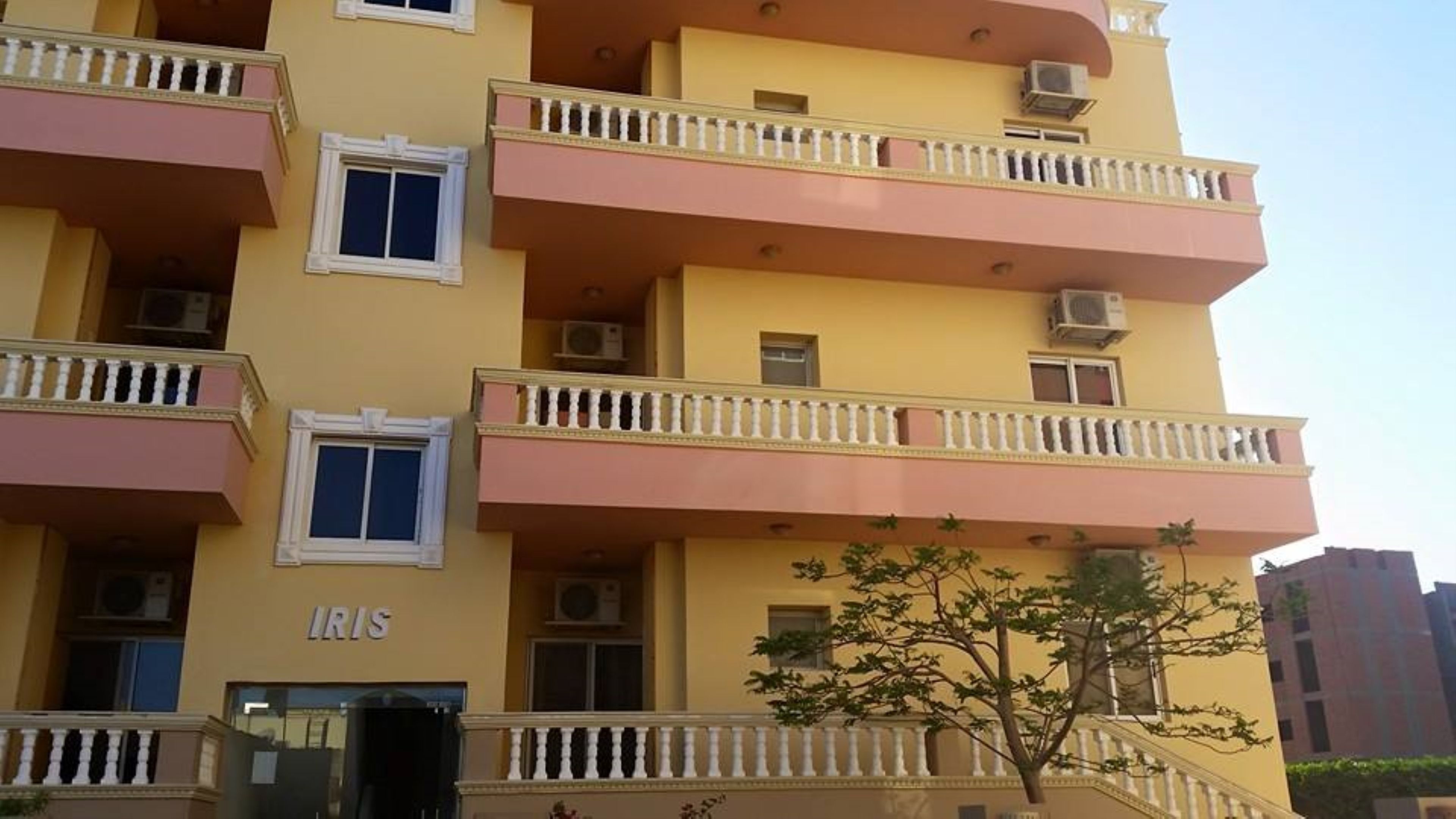 Iris Holiday Apartment