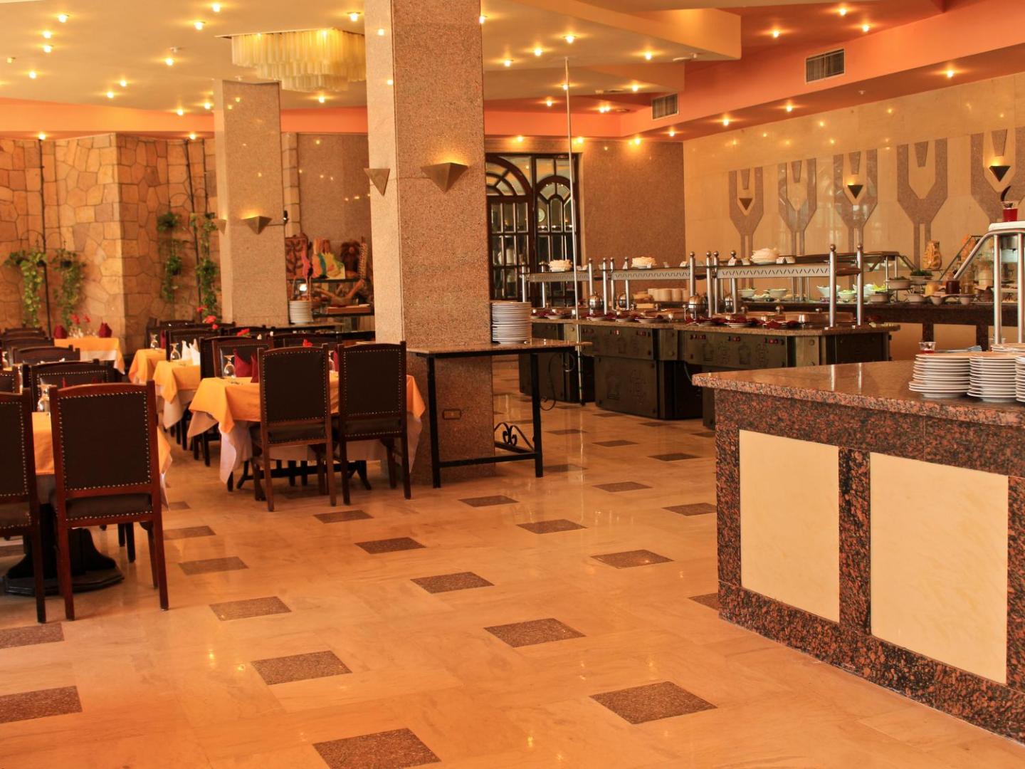 Marlin Inn Azur Resort