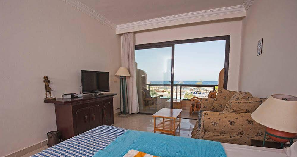 Navy Chalets Hurghada