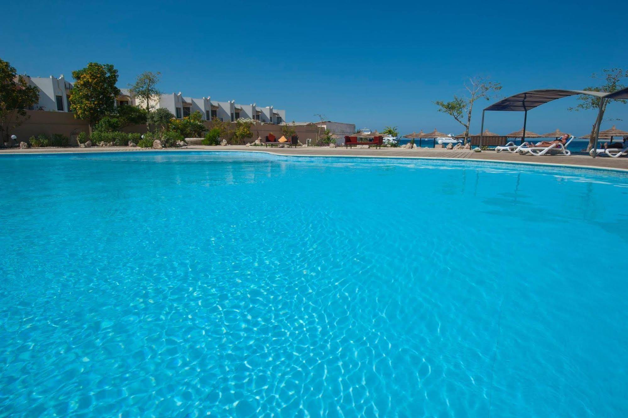Navy Chalets Hurghada