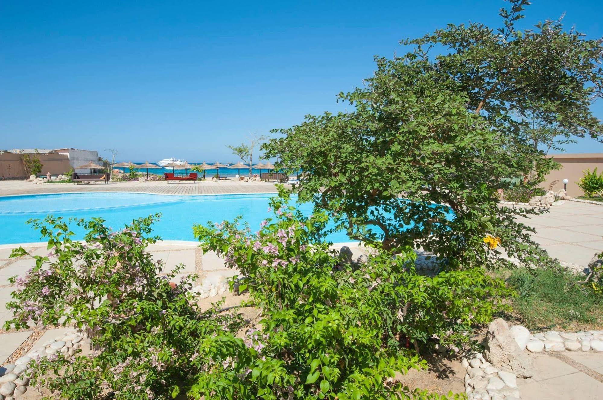 Navy Chalets Hurghada