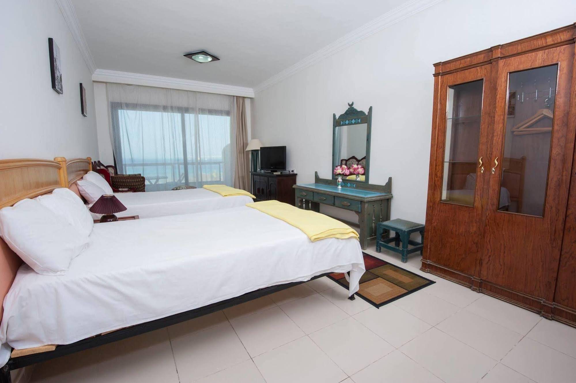 Navy Chalets Hurghada