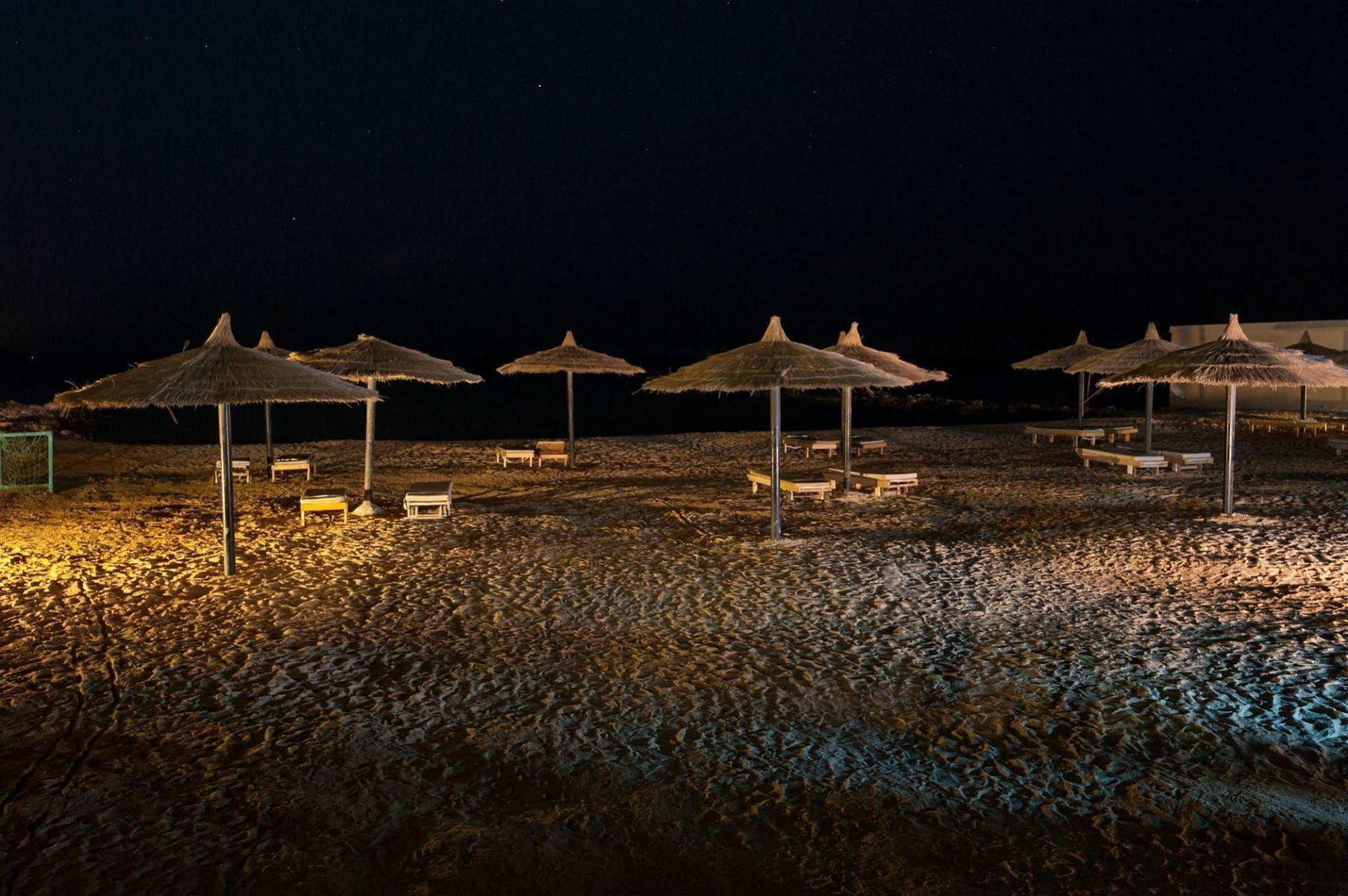 Navy Chalets Hurghada