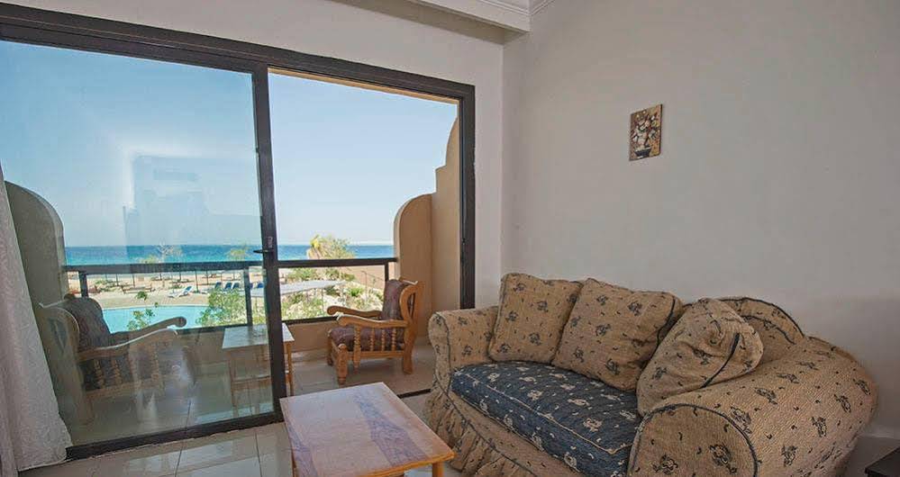Navy Chalets Hurghada