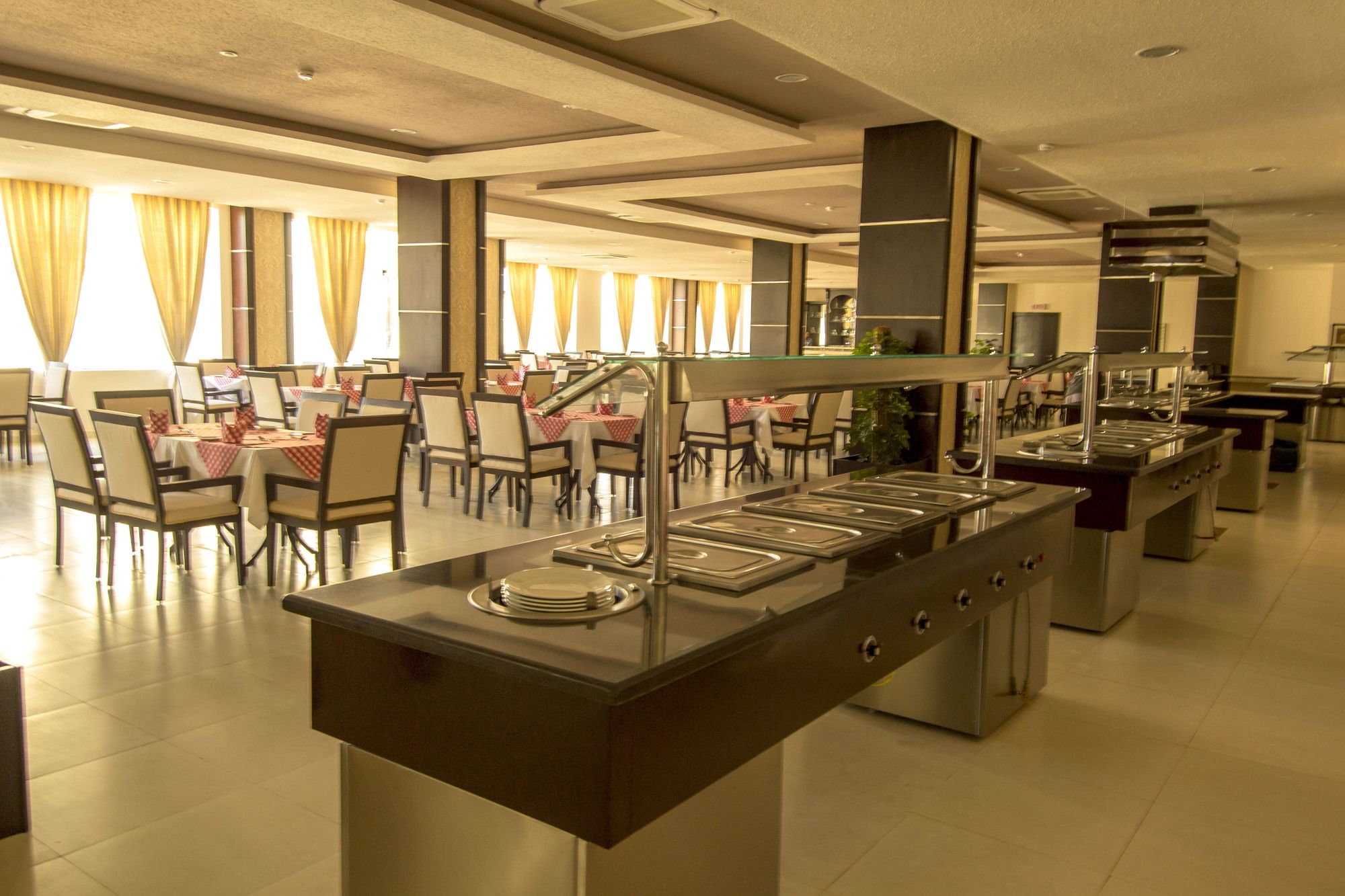 El Karma Aqua Beach Resort
