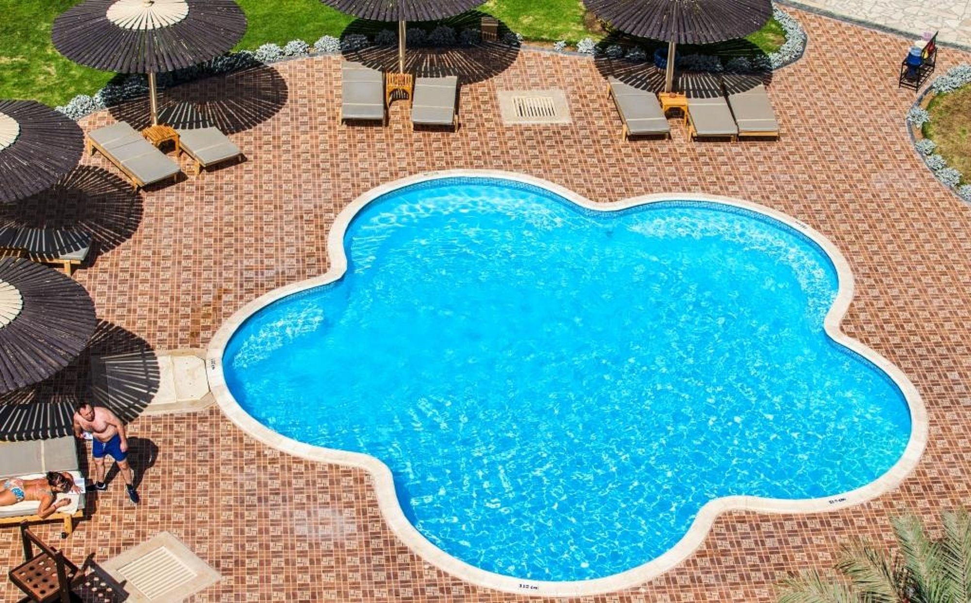 El Karma Aqua Beach Resort