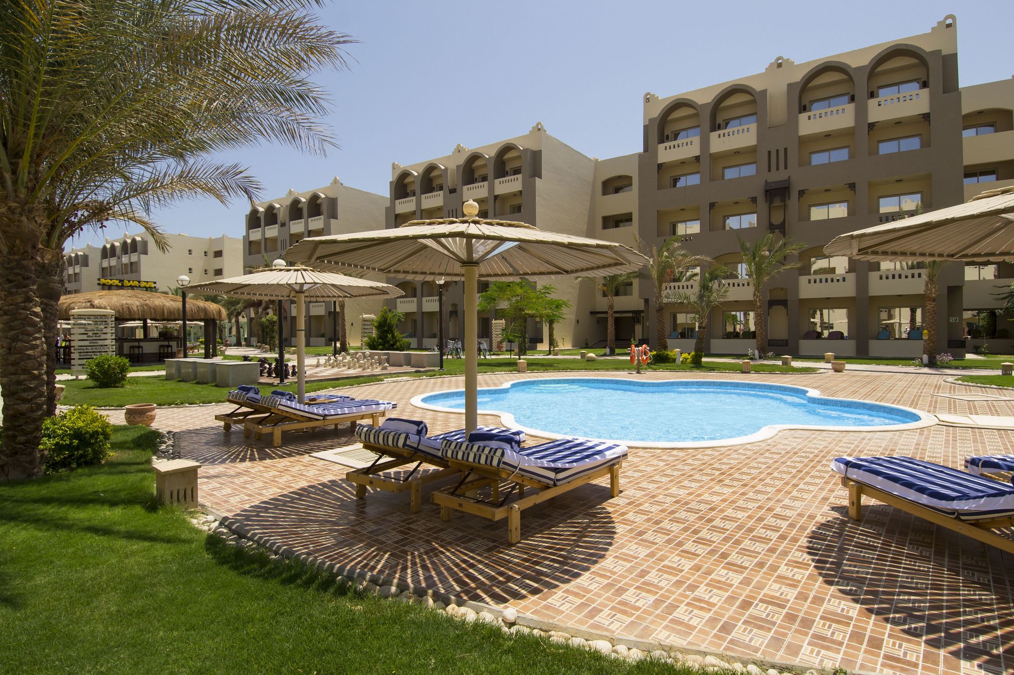 El Karma Aqua Beach Resort