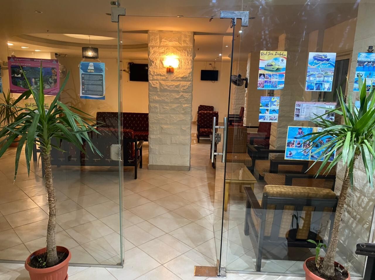 Oasis Hotel Apartments