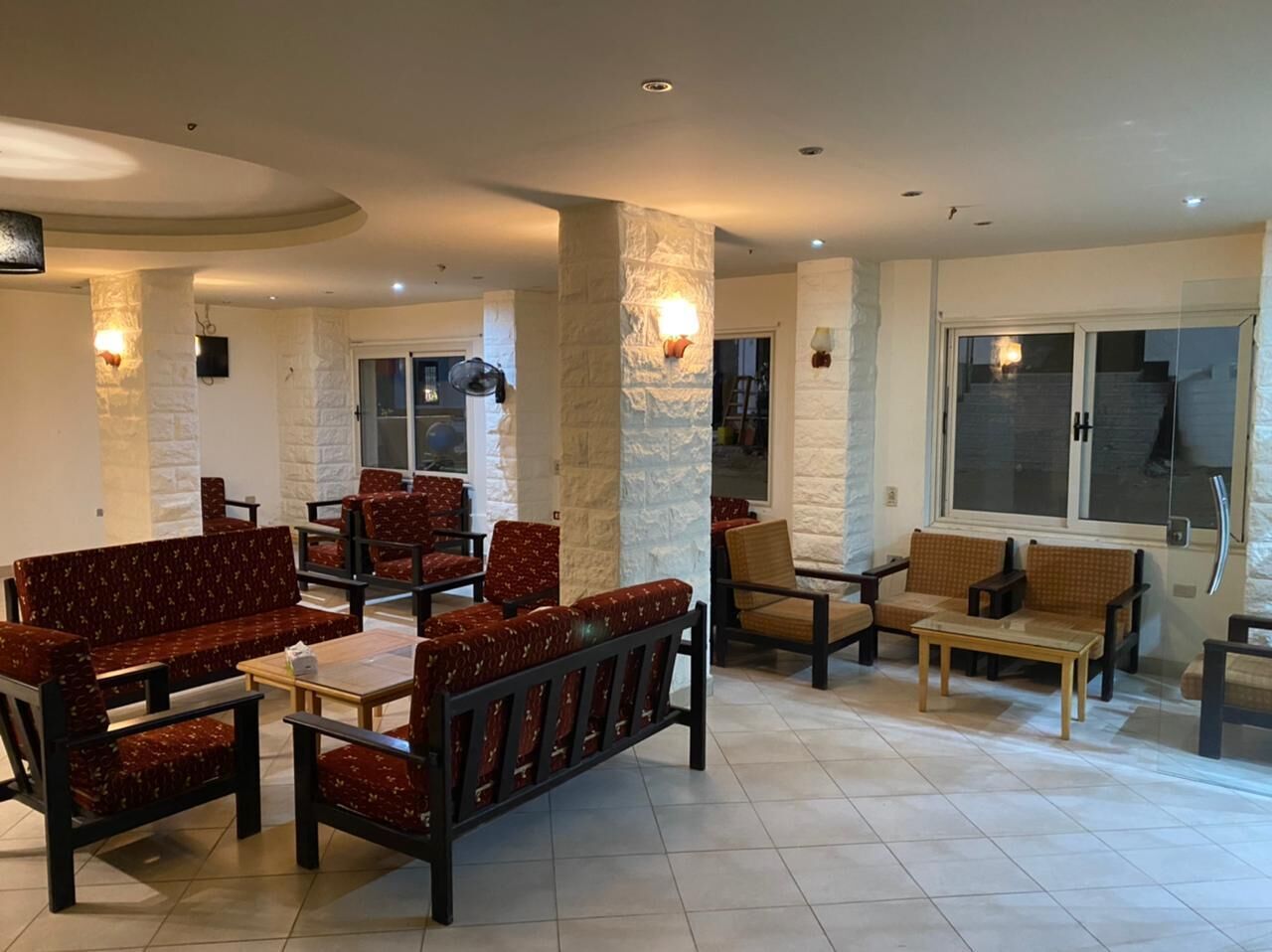 Oasis Hotel Apartments