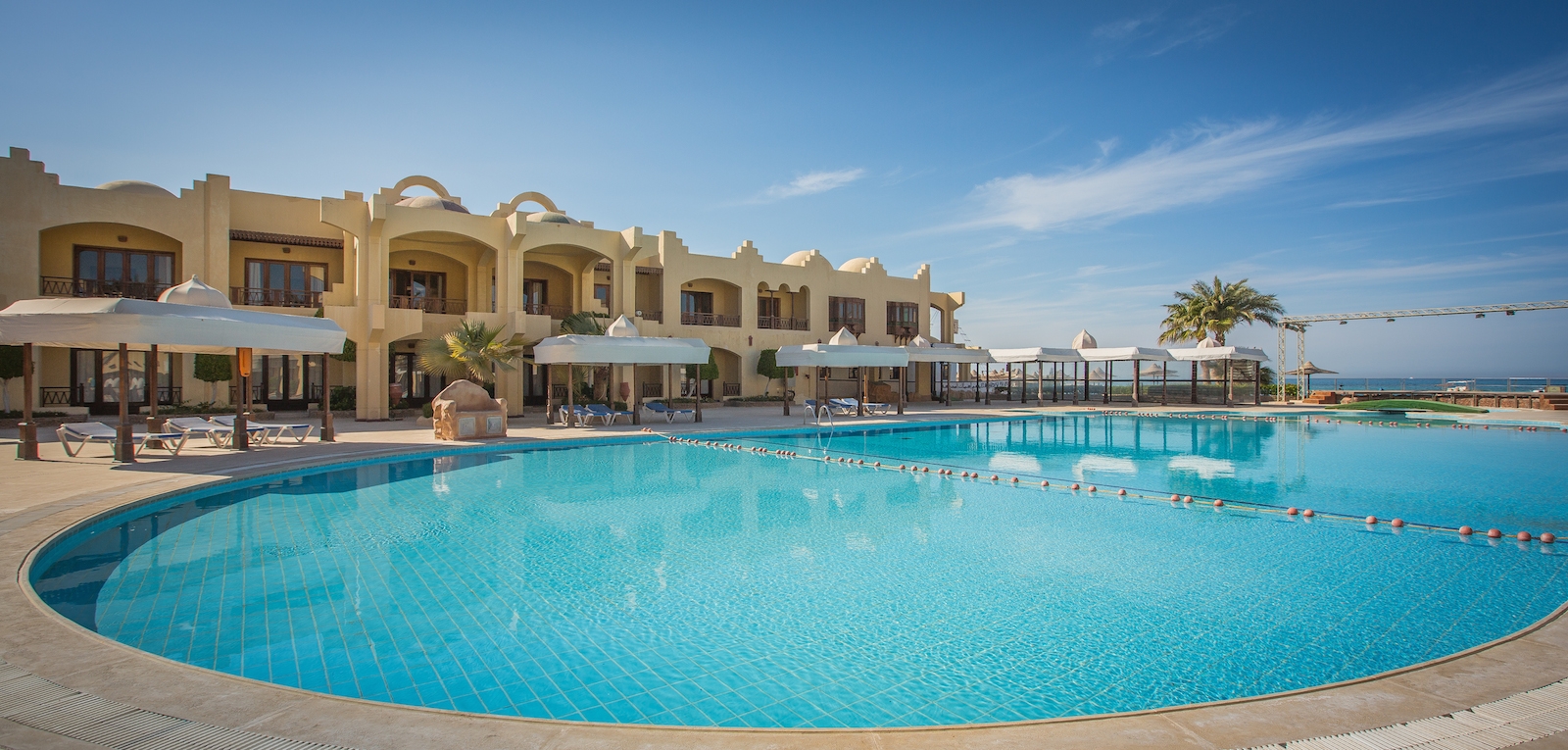 Sunny Days Mirette Family Aqua Park Resort