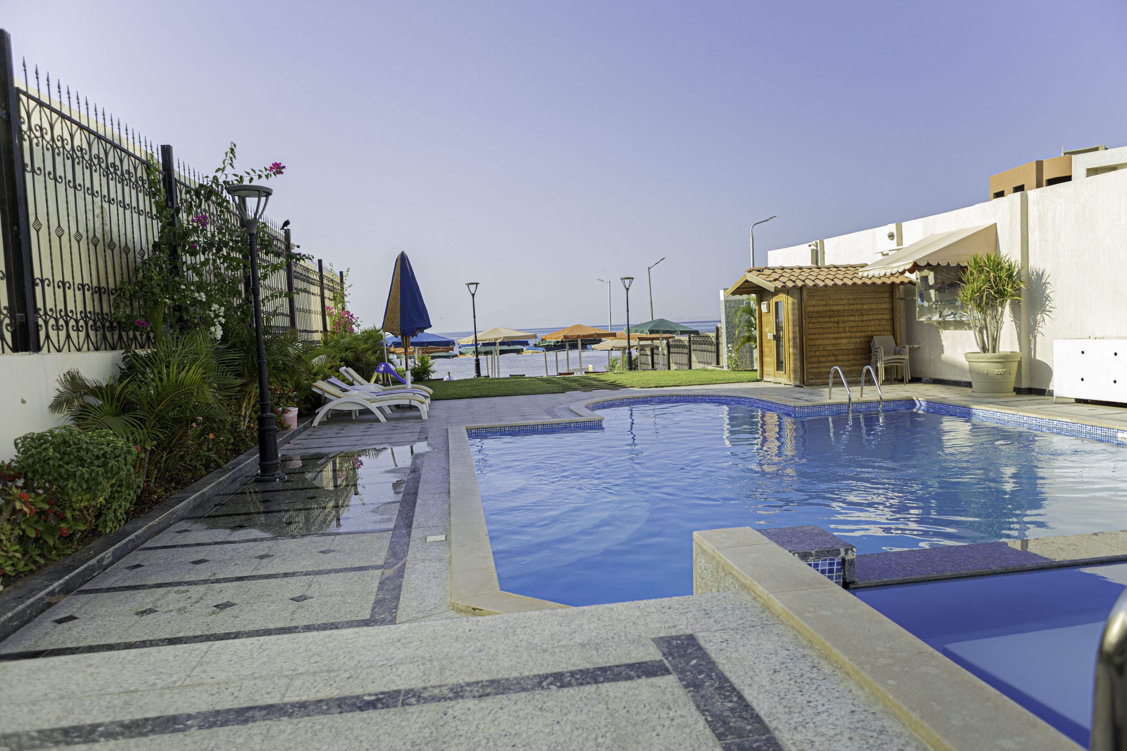 Tiba Rose Plaza