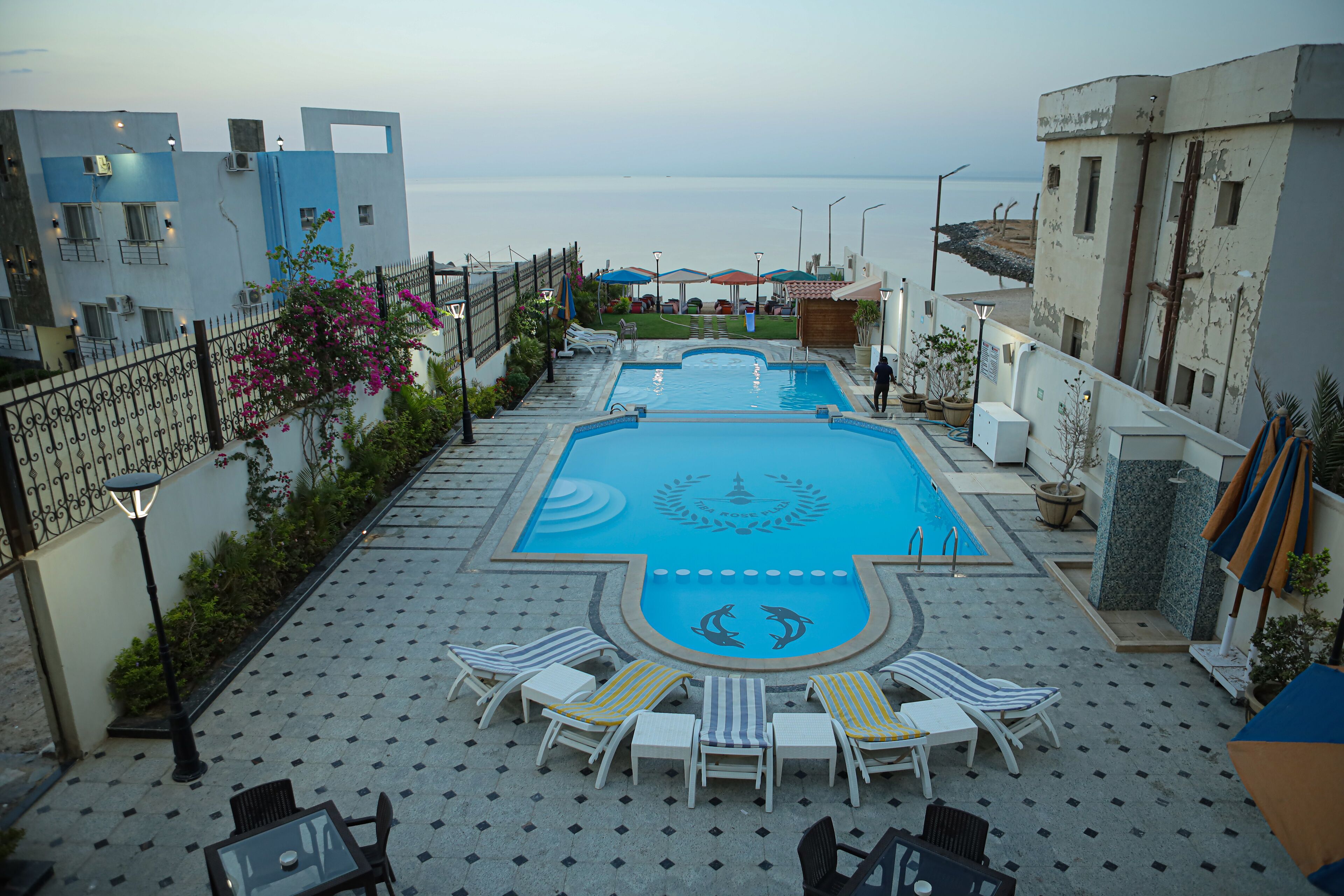 Tiba Rose Plaza