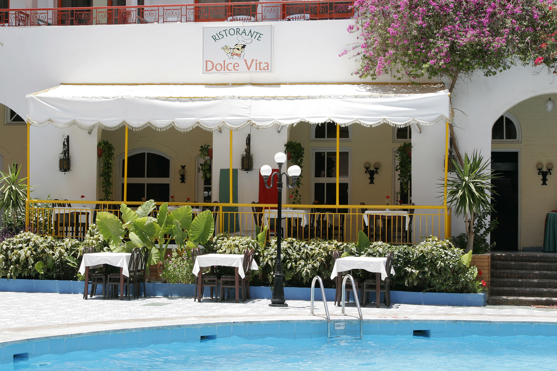 Empire Hotel Aqua Park