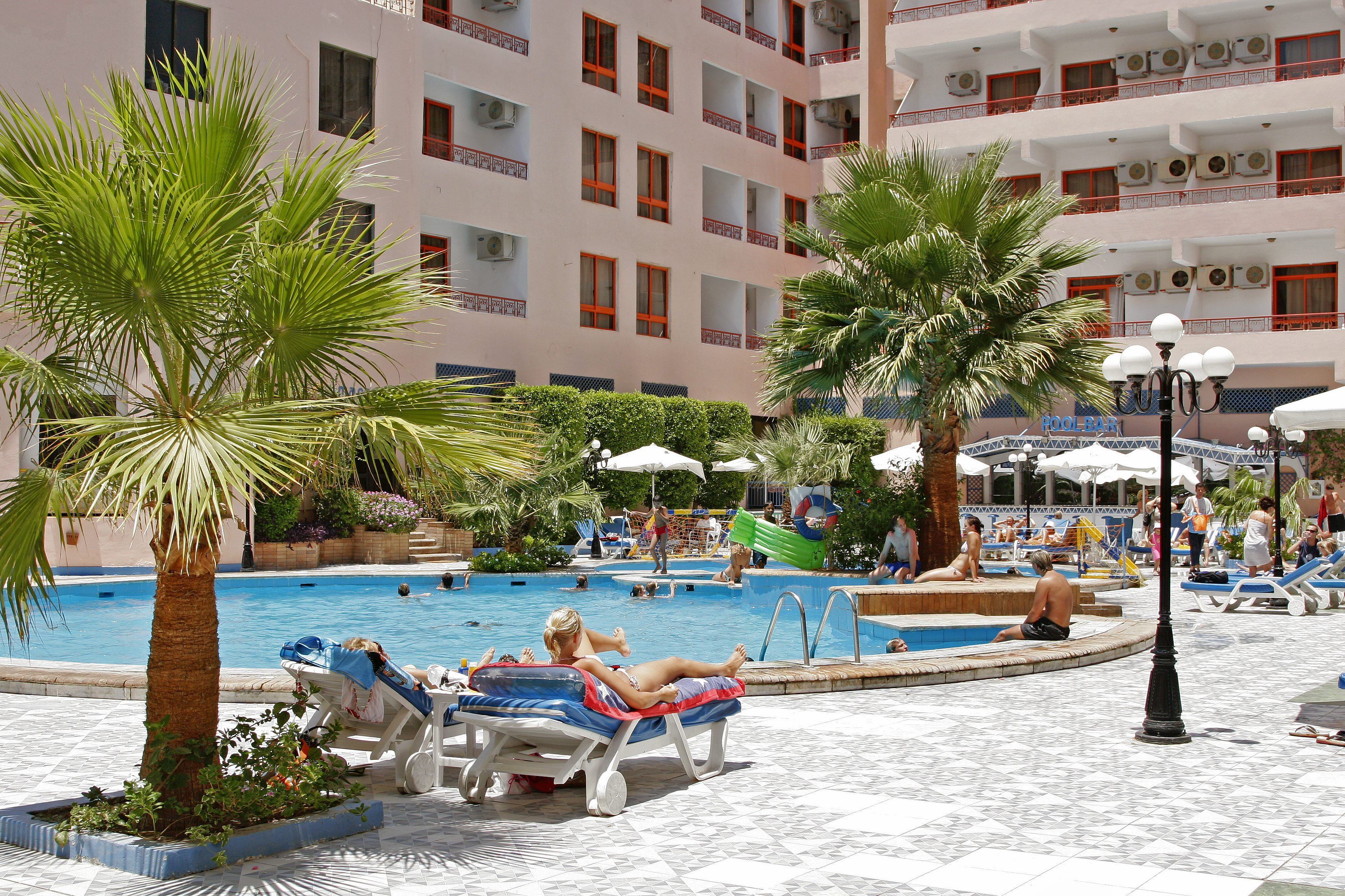 Empire Hotel Aqua Park