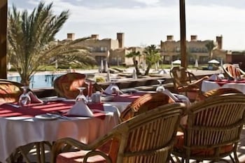 SENTIDO Akassia Beach
