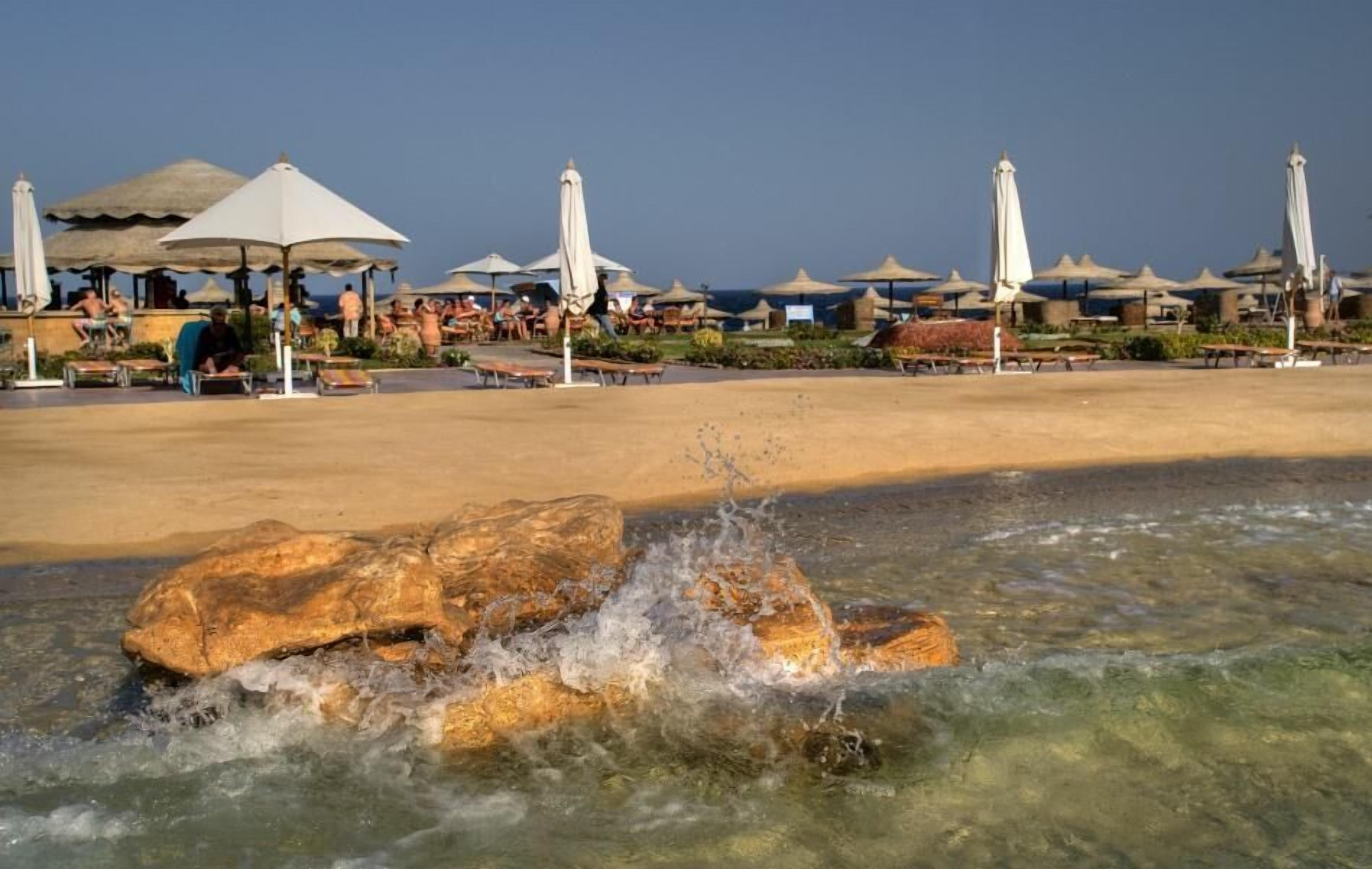 SENTIDO Akassia Beach