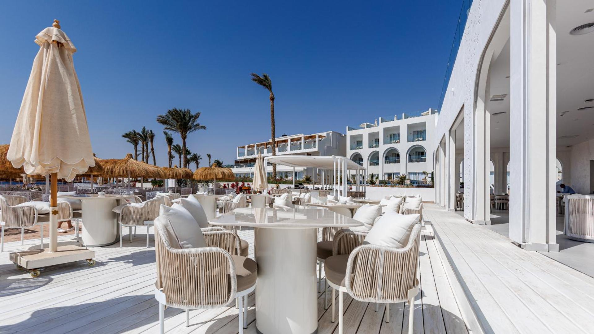 SUNRISE Remal Beach Resort