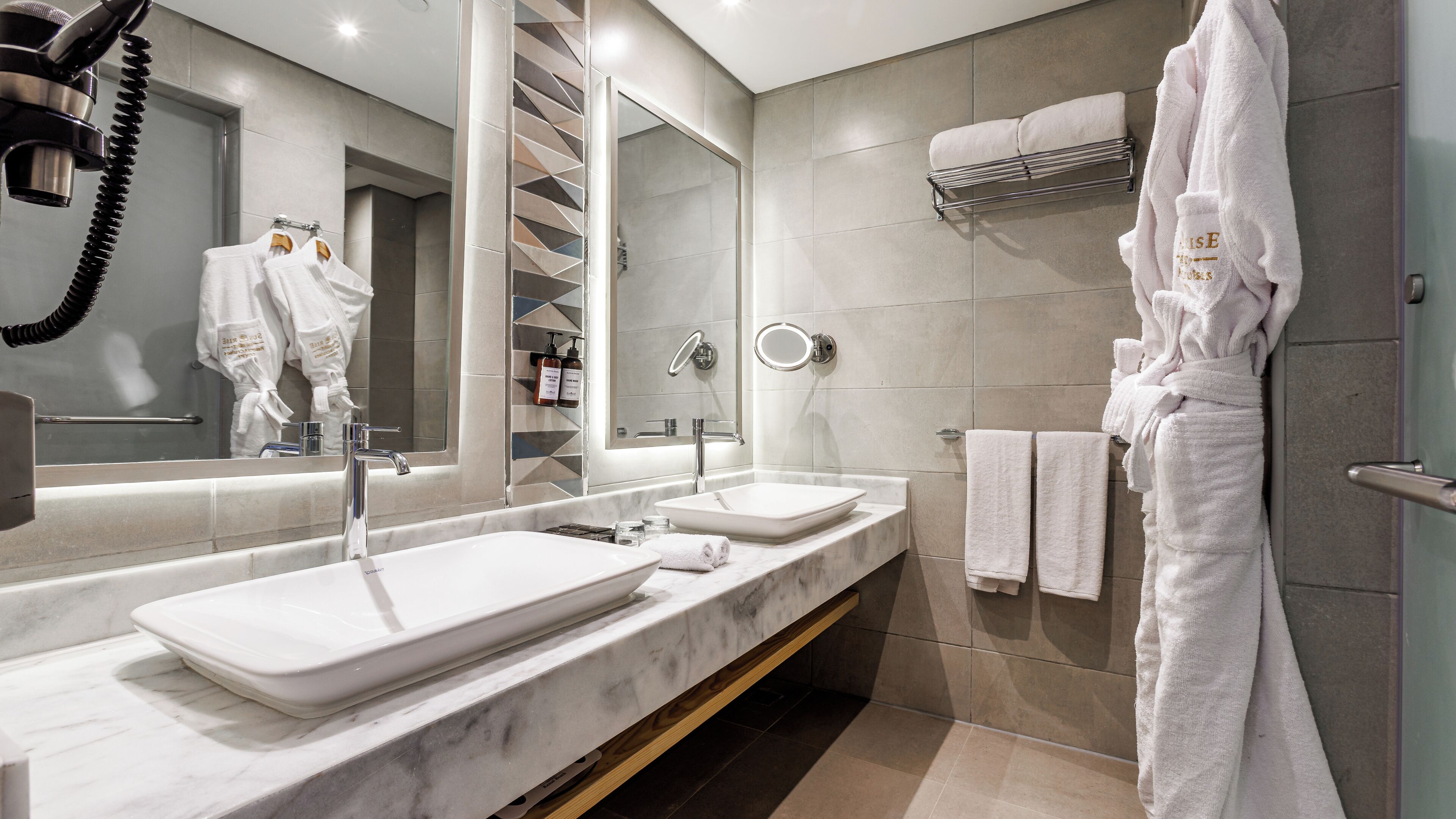 SUNRISE Remal Beach Resort