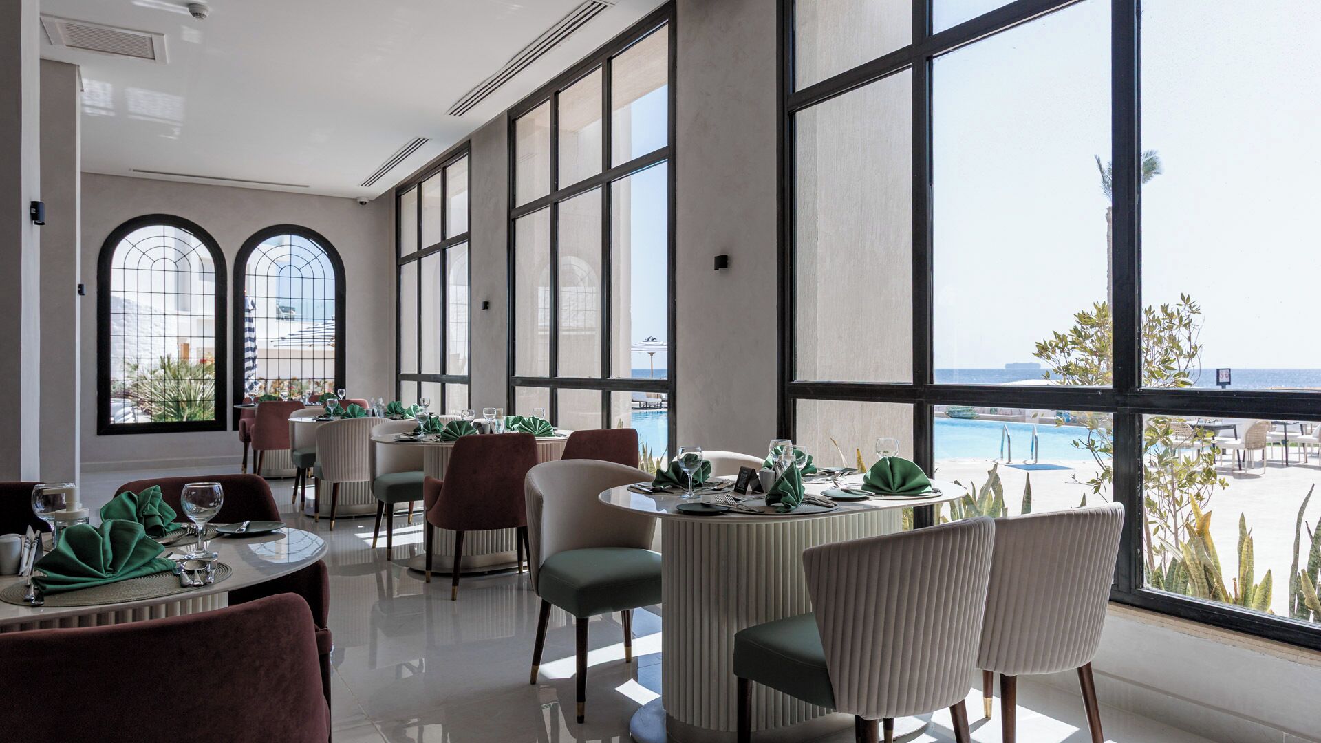 SUNRISE Remal Beach Resort