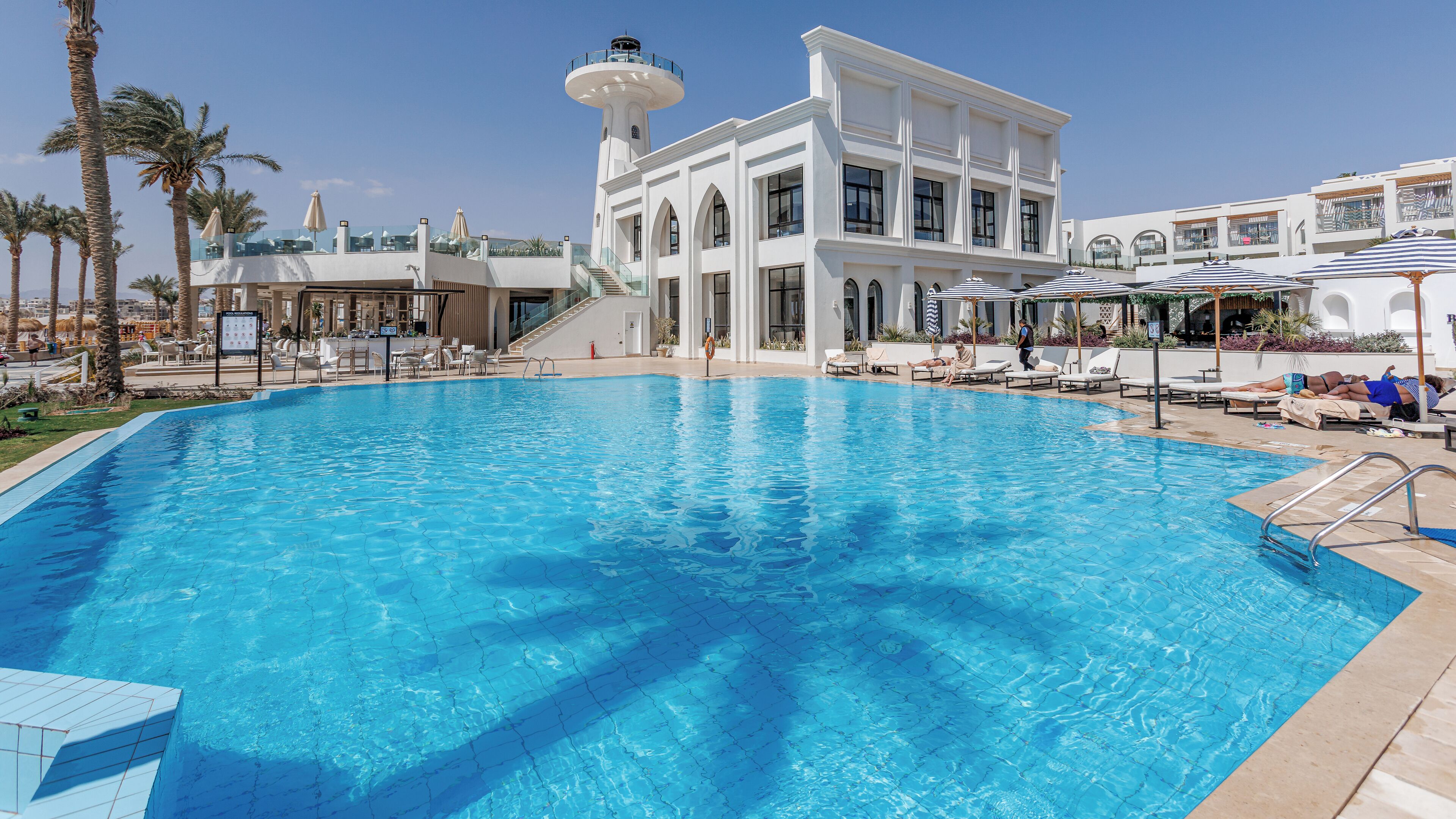 SUNRISE Remal Beach Resort