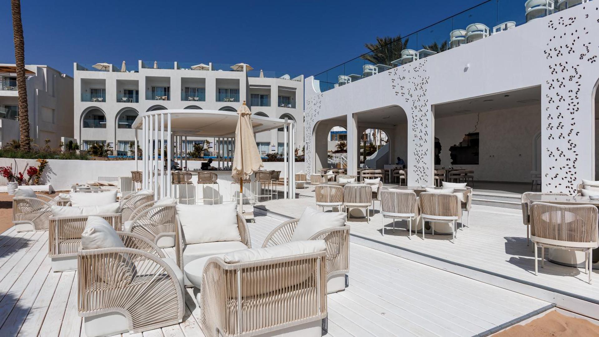 SUNRISE Remal Beach Resort